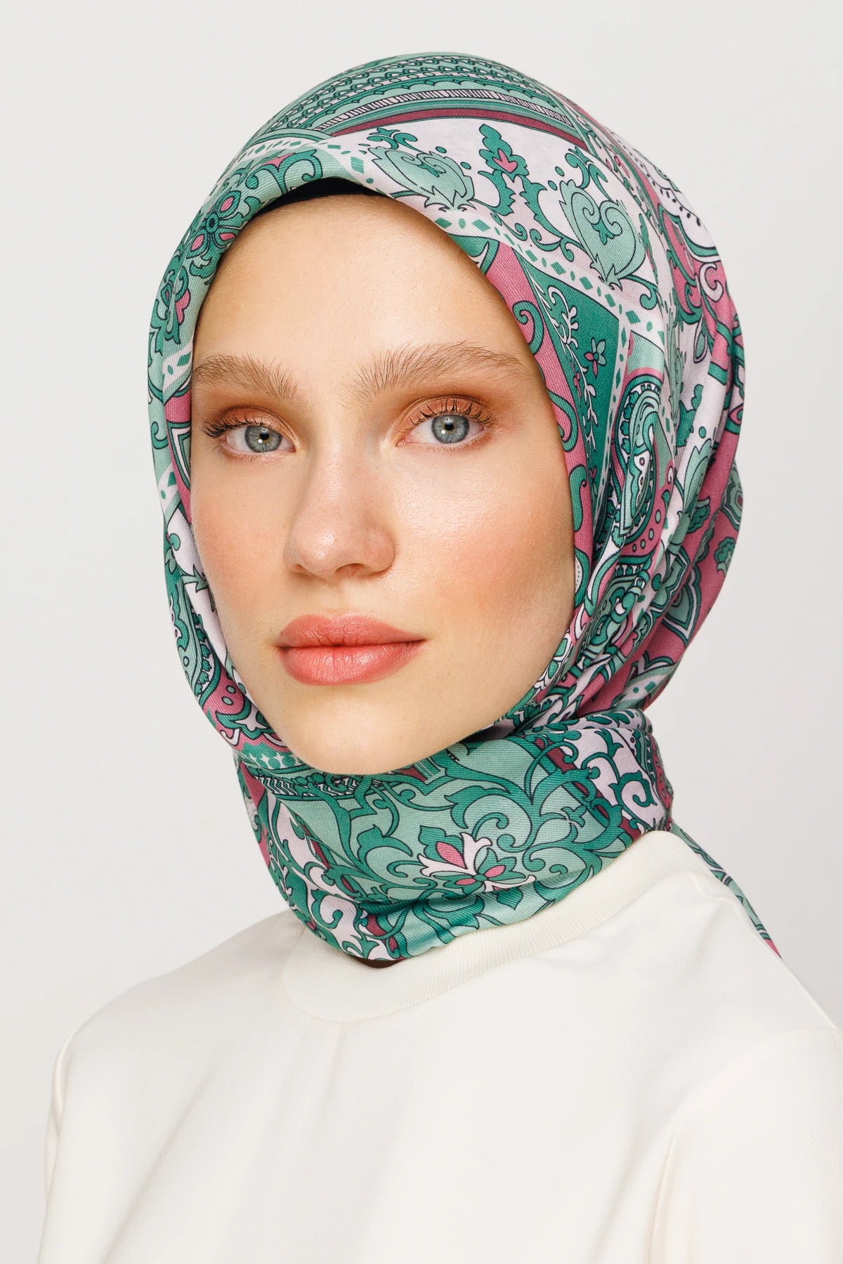 40 Yama Desen Dijital Soft Eşarp