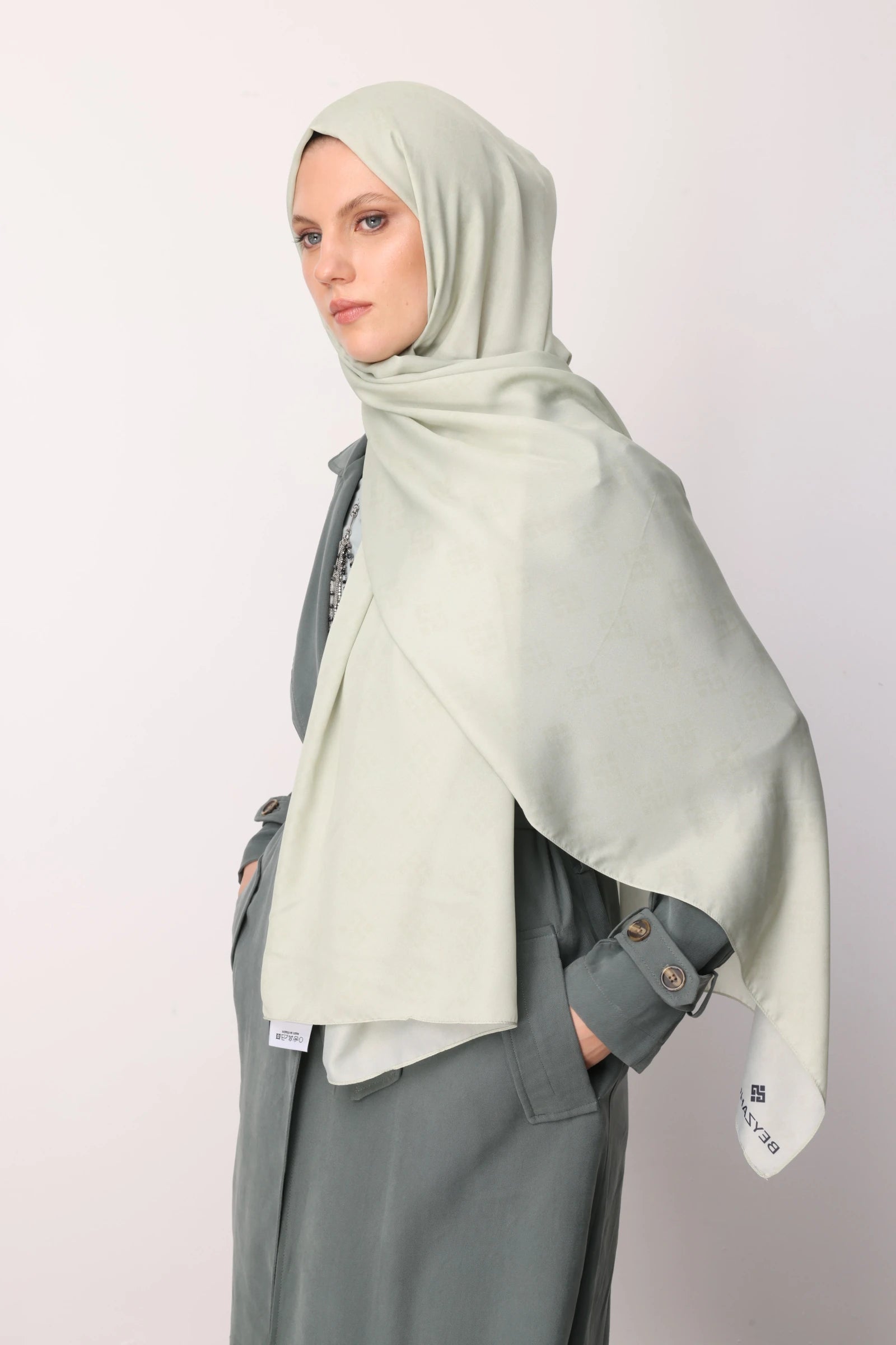 Elibelinde Desen Sakura İpek Şal - Sarı