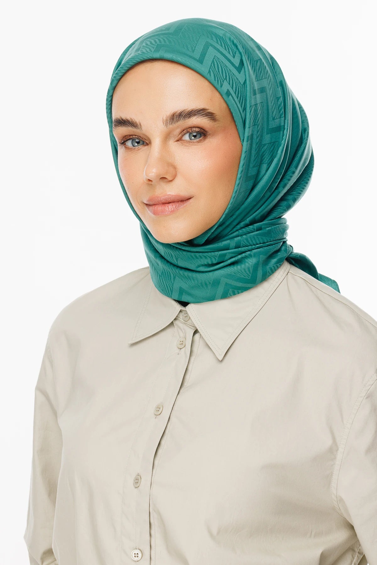 Viora Desen İpeksi Jakar Eşarp