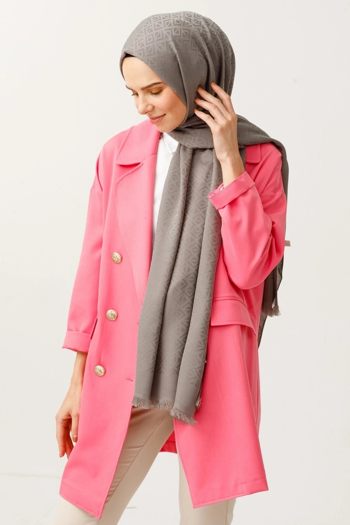 Üçgen Desen Pamuk Jakar Şal