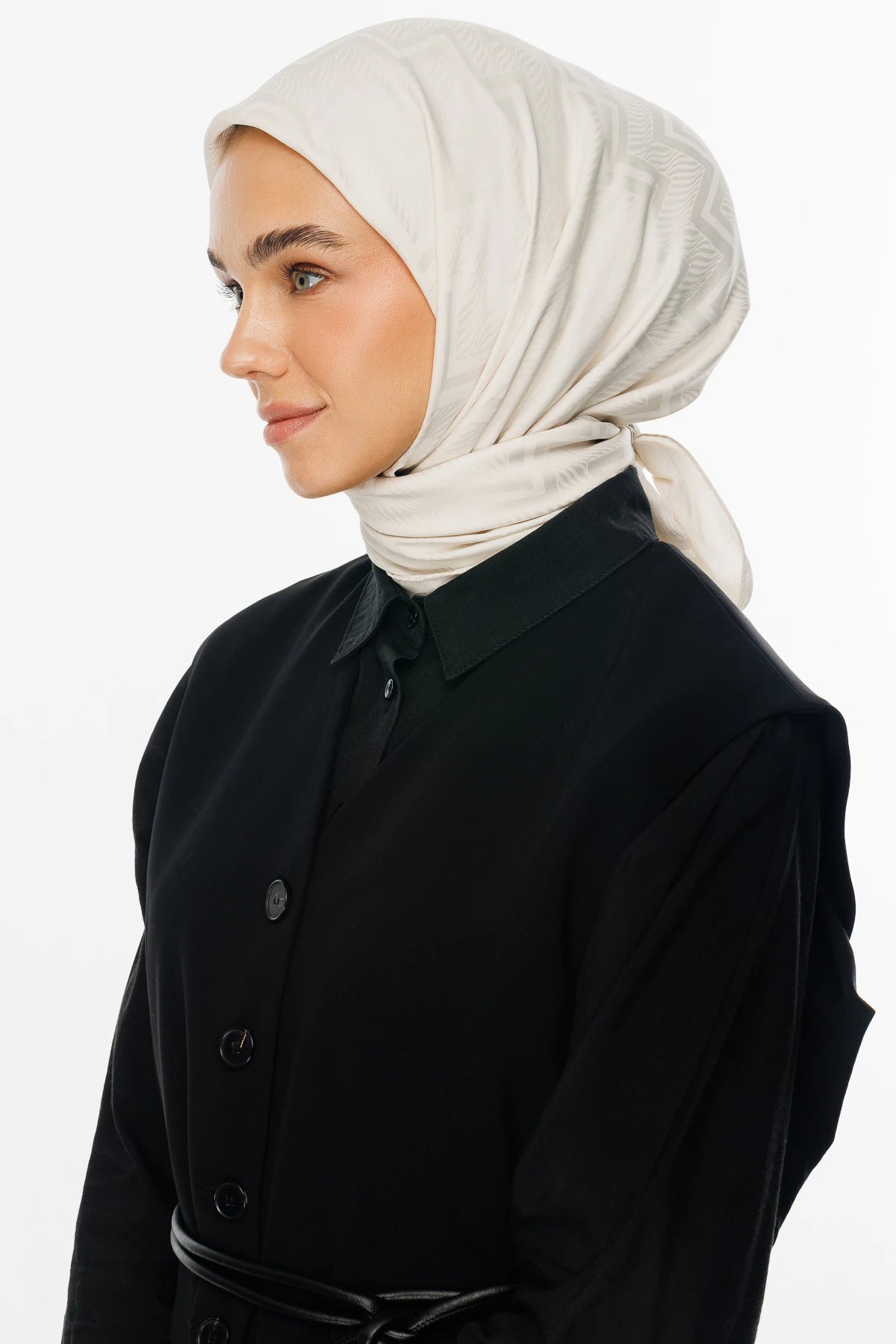 Viora Desen İpeksi Jakar Eşarp