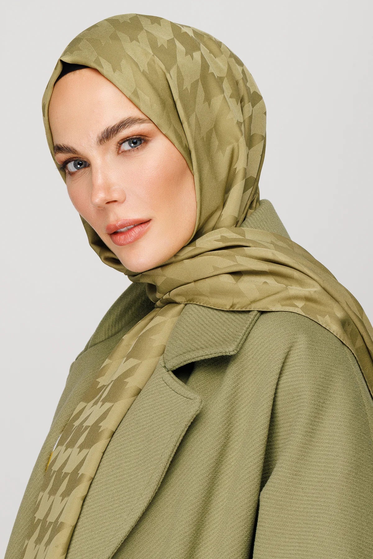 Kazayağı Desen İpeksi Jakar Şal