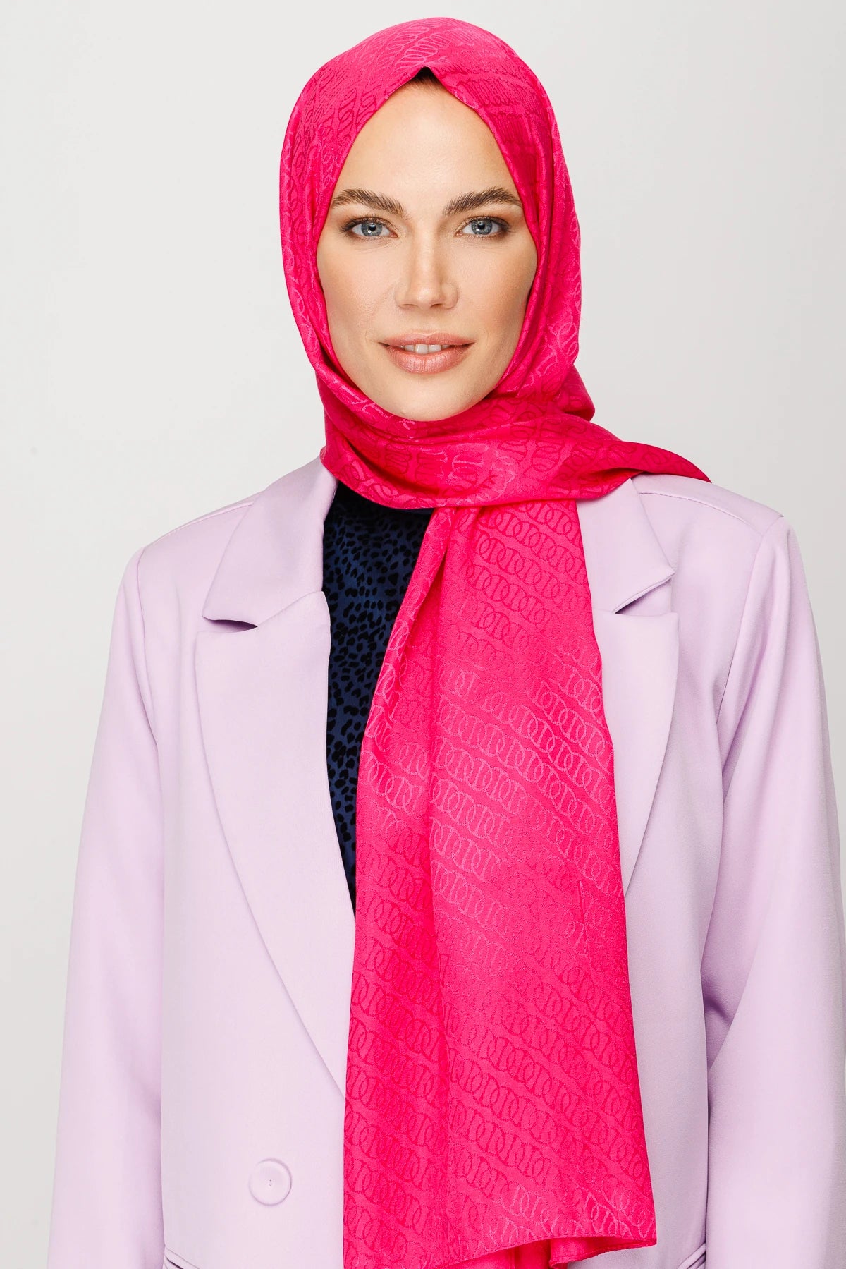 Forever Desen Parlak Jakar Şal