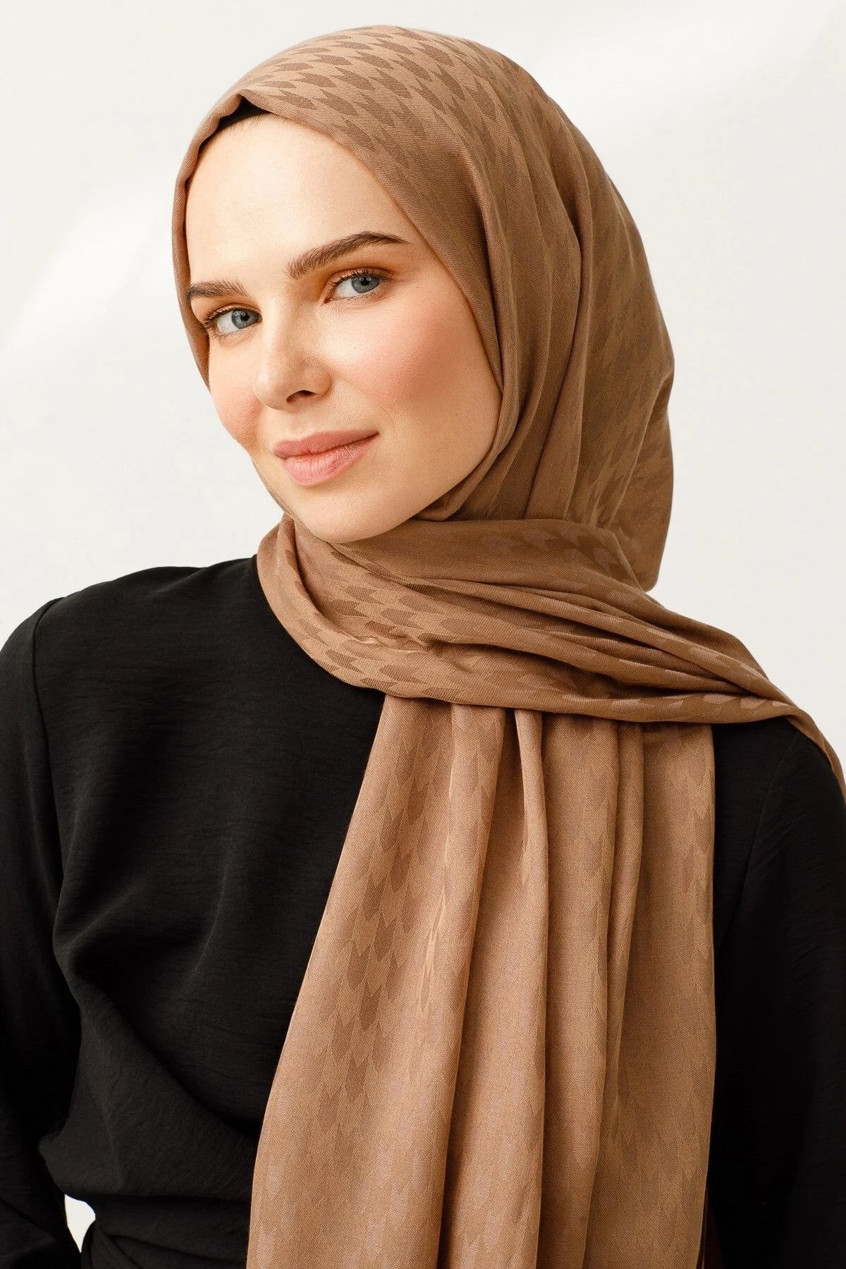 Kırlangıç Desen Pamuk Jakar Şal