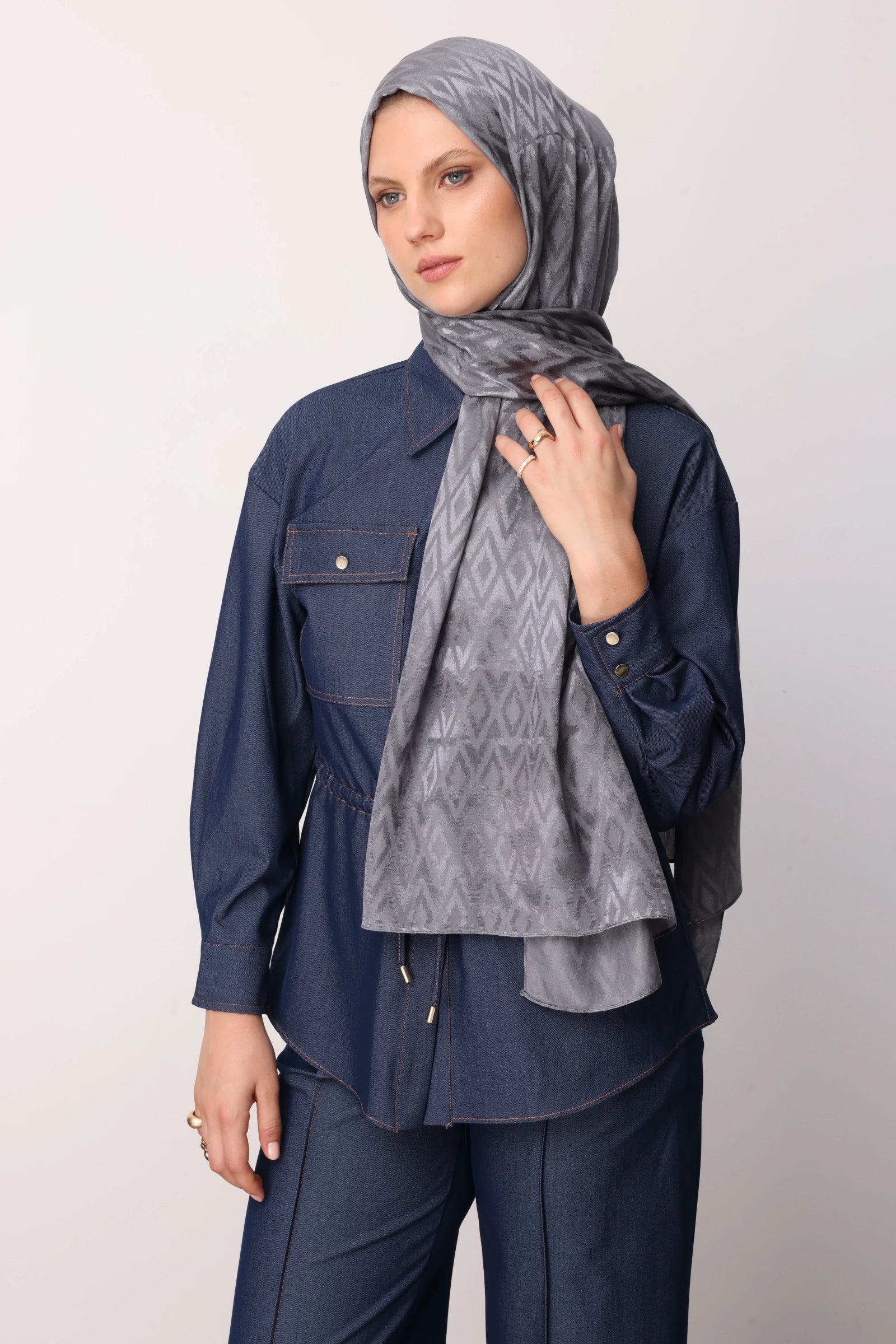 Karo Desen Parlak Jakar Şal