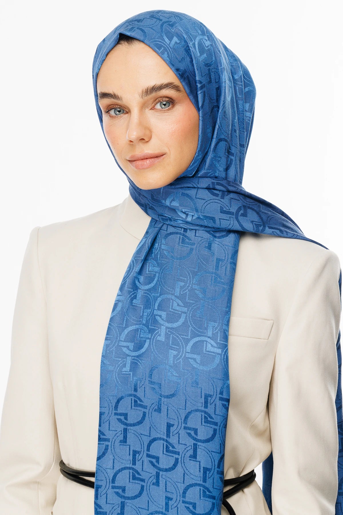 Longar Desen Parlak Jakar Şal