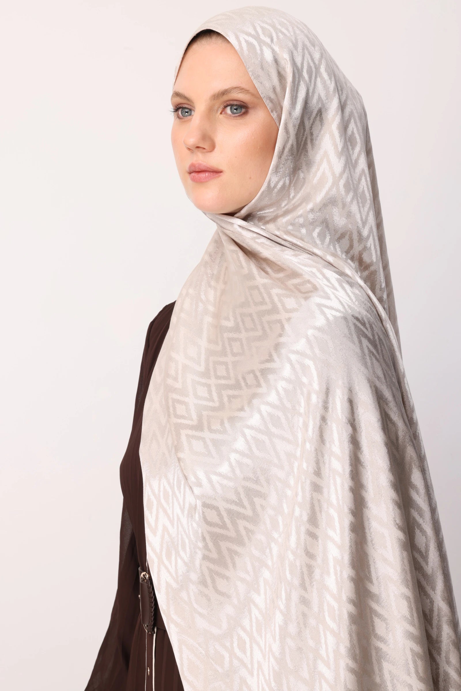 Karo Desen Parlak Jakar Şal