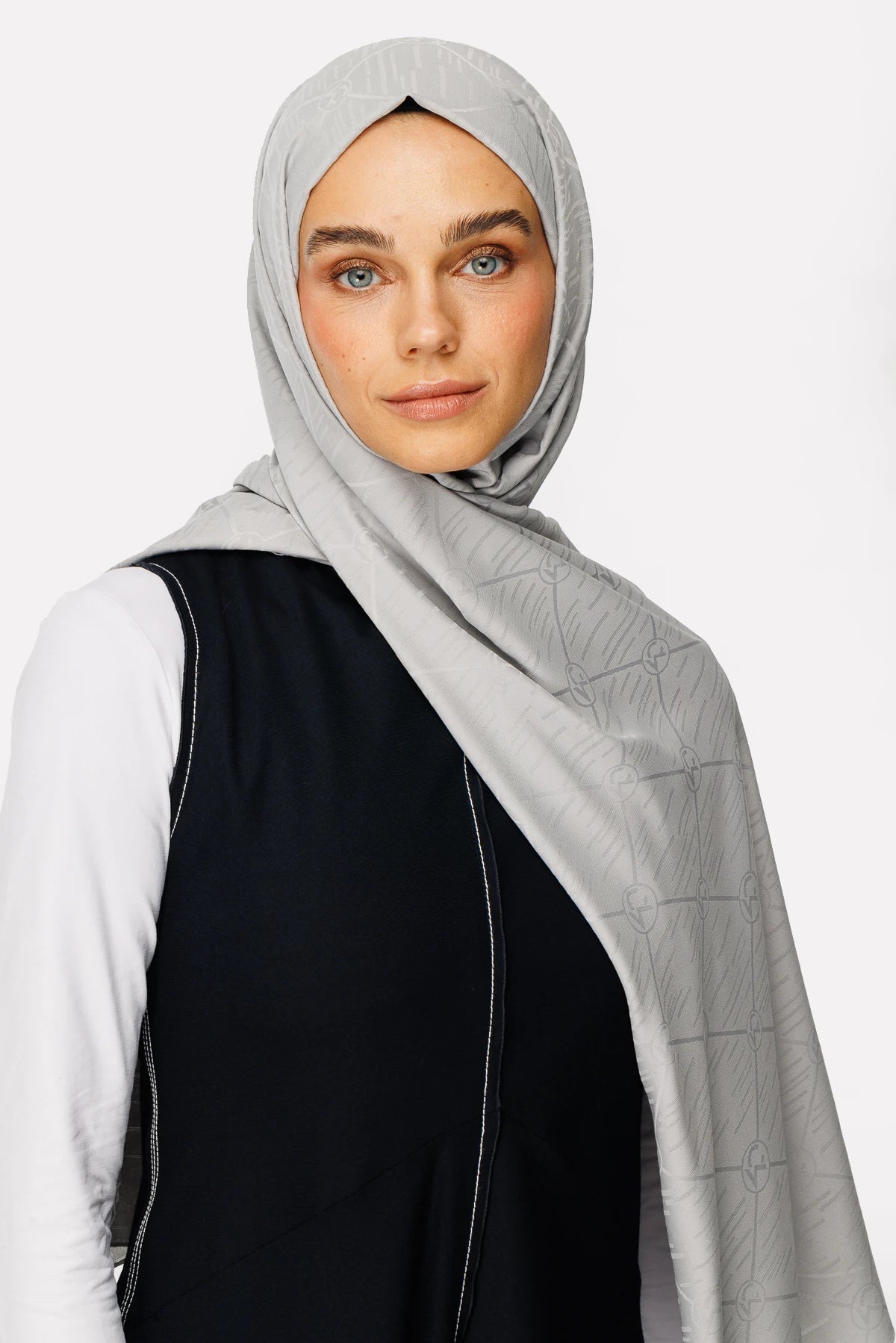 Moon Is Desen Jakar Şal