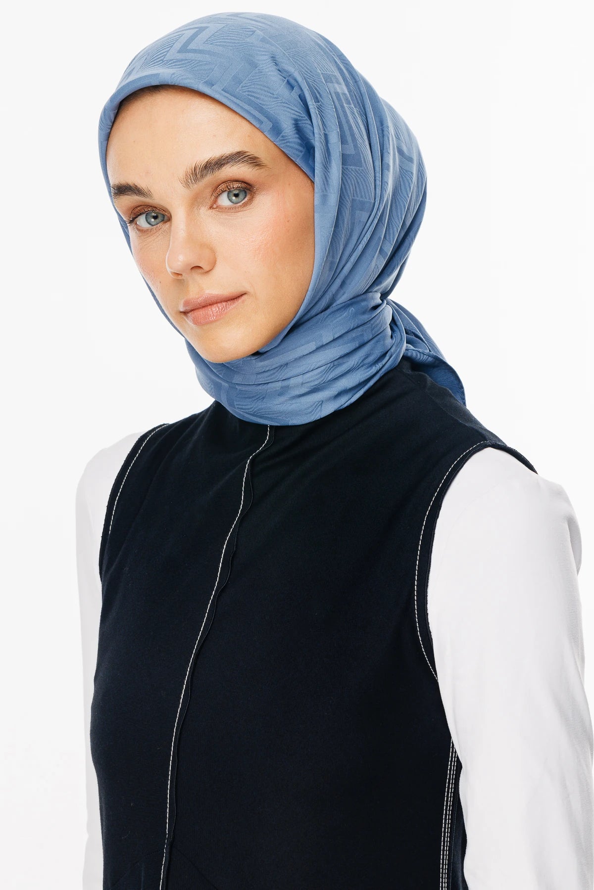 Viora Desen İpeksi Jakar Eşarp