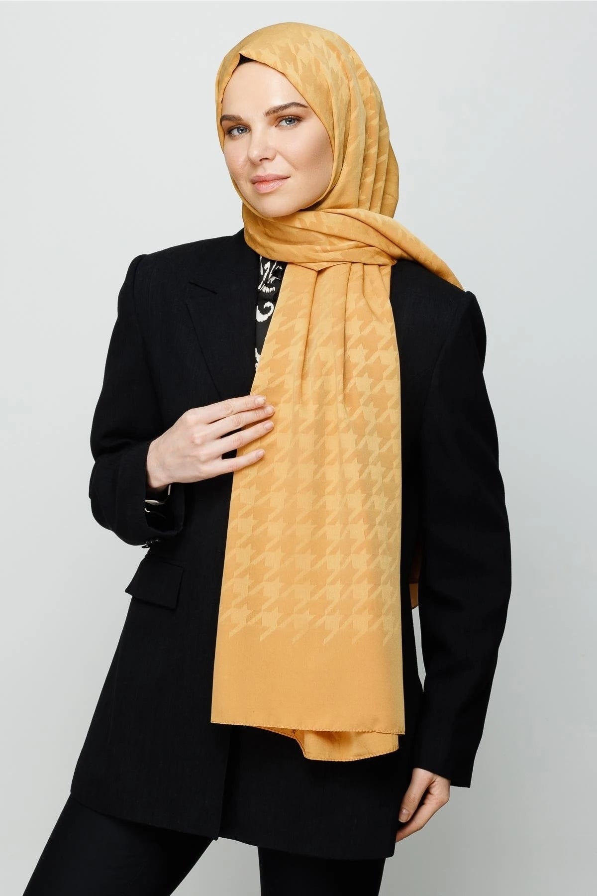 Kazayağı Desen İpeksi Jakar Şal