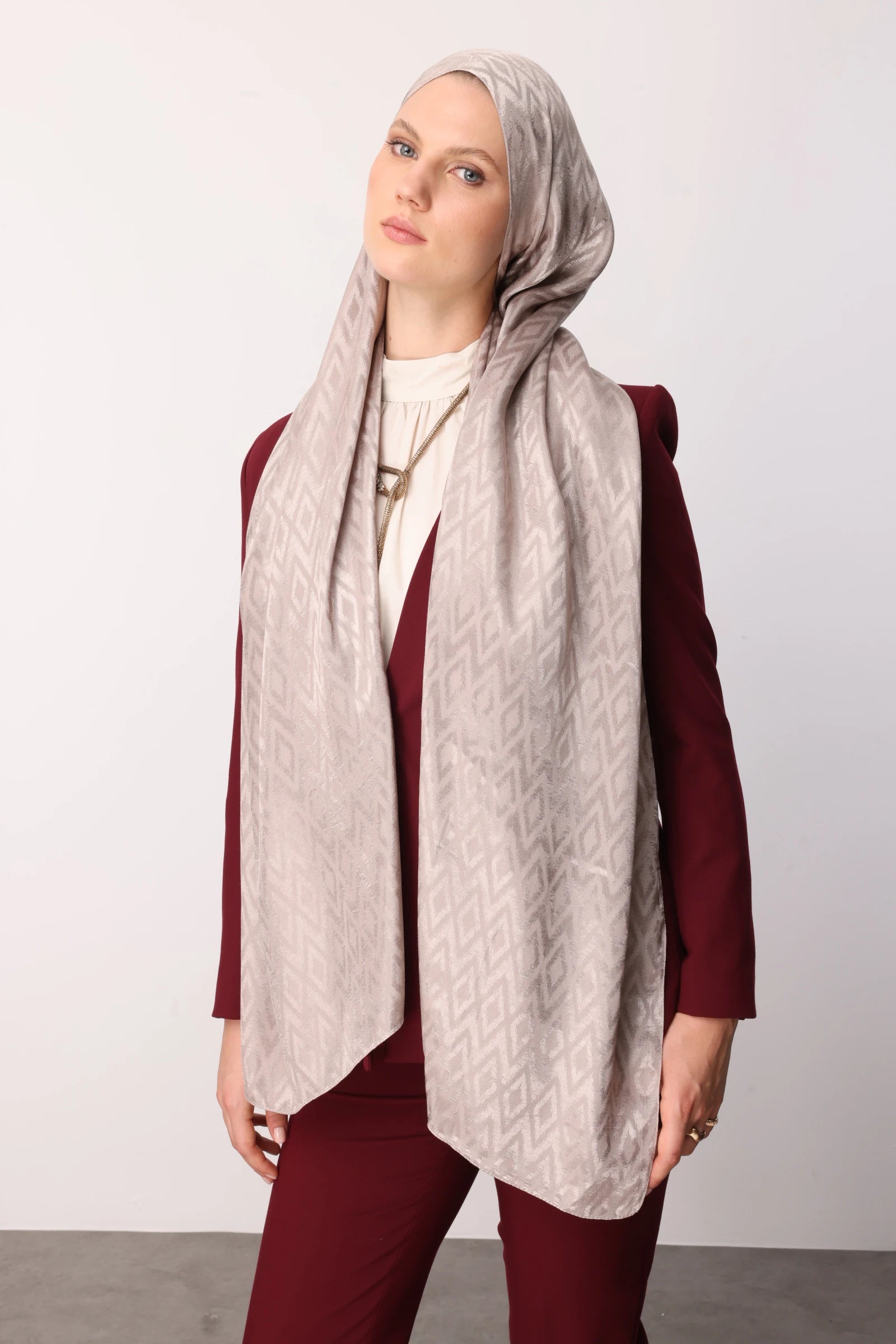 Karo Desen Parlak Jakar Şal