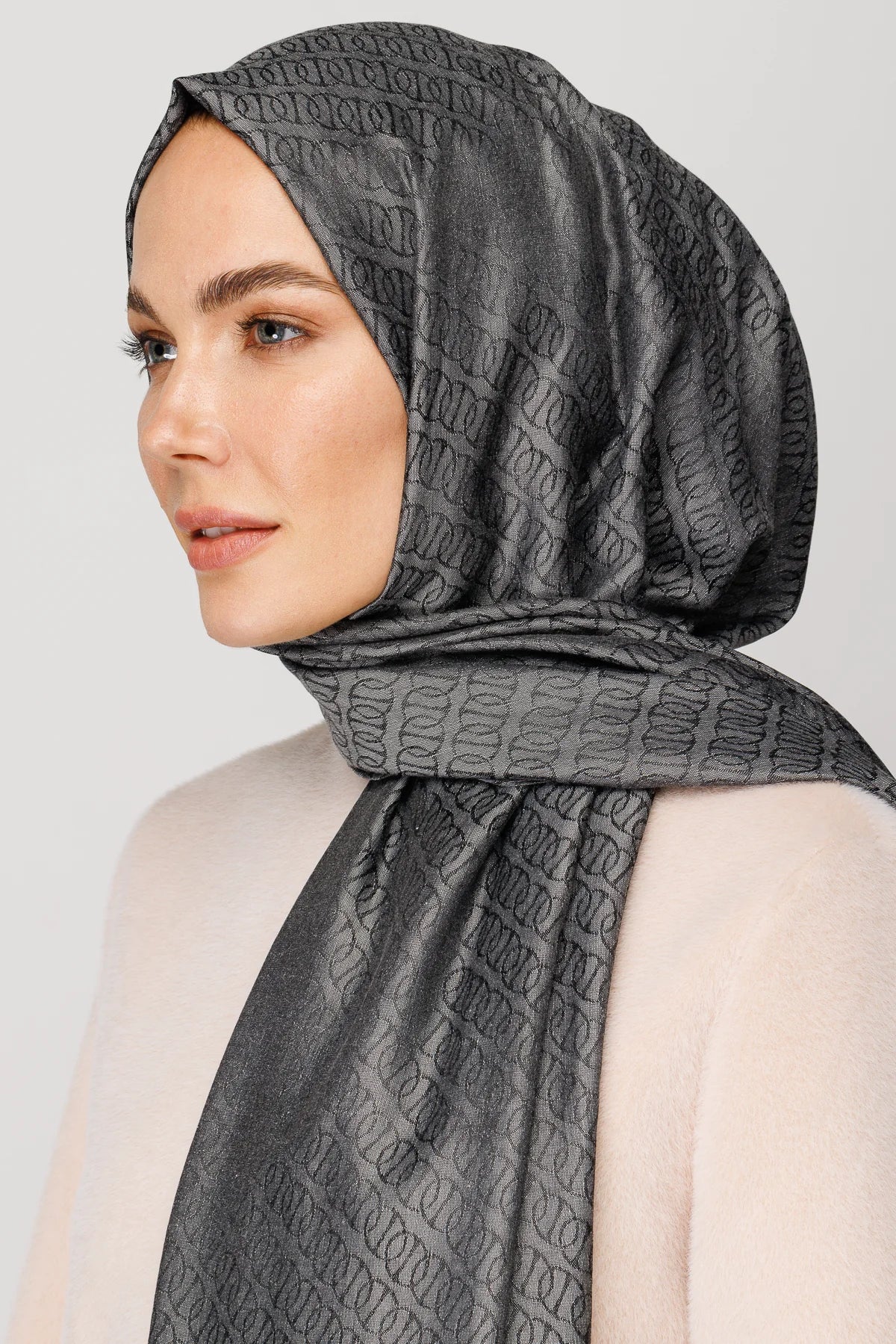 Forever Desen Parlak Jakar Şal