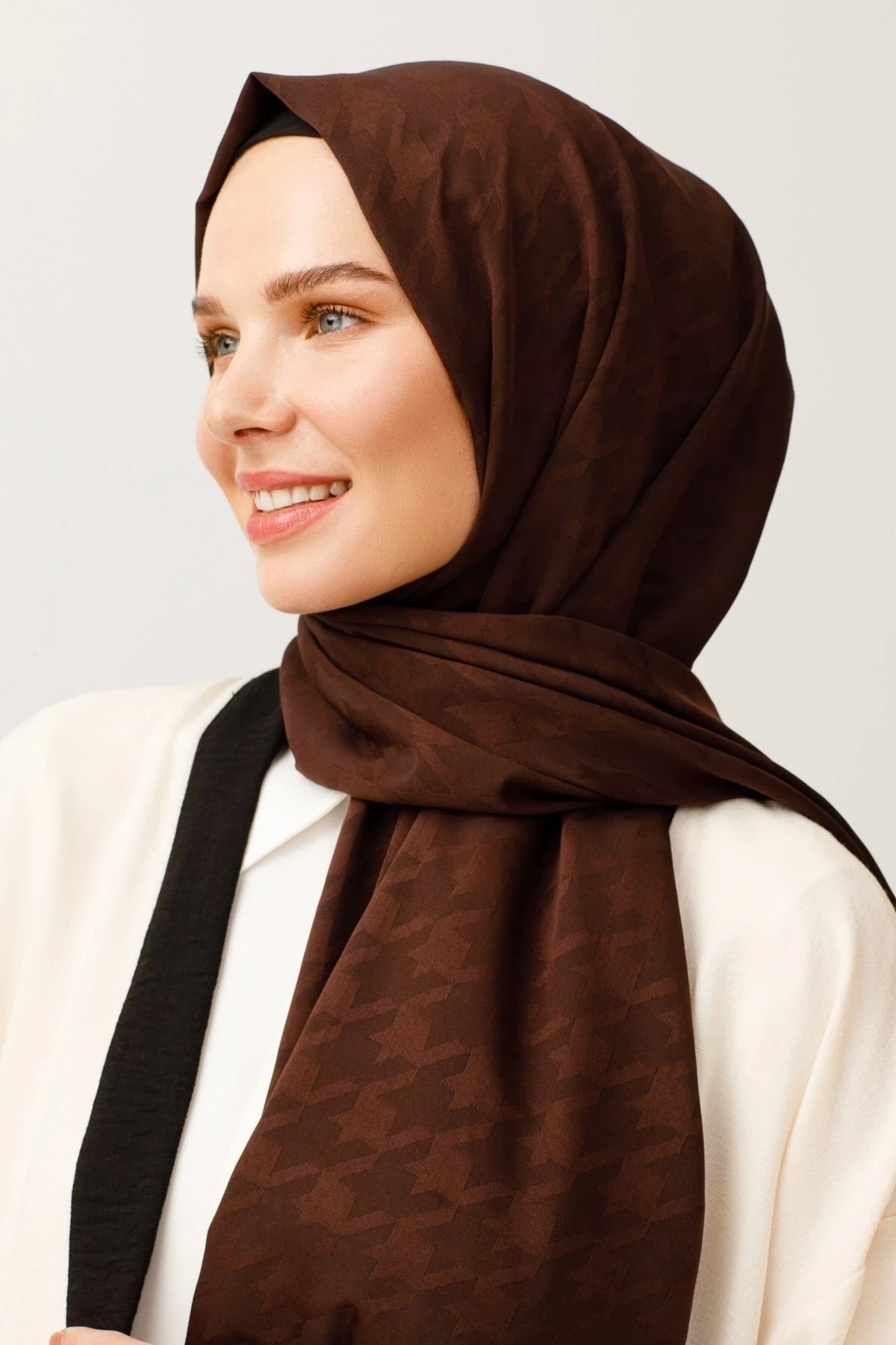 Kazayağı Desen İpeksi Jakar Şal