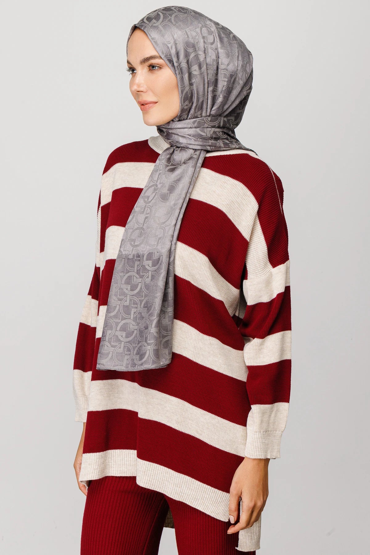 Longar Desen Parlak Jakar Şal