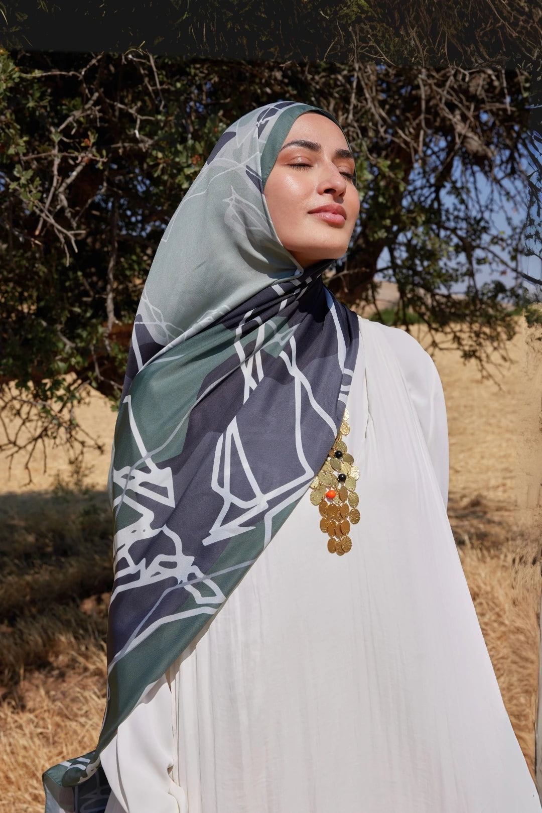 Turna Desen Sakura İpek Şal