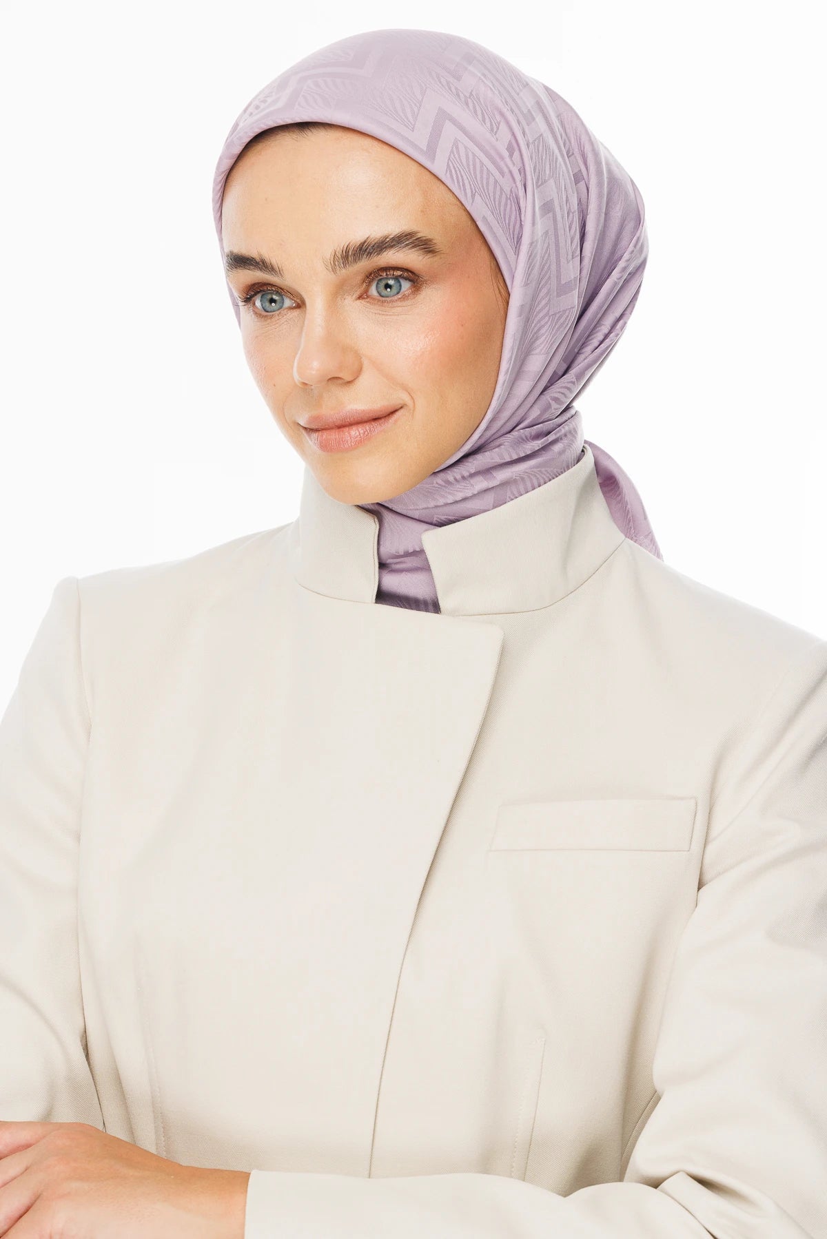 Viora Desen İpeksi Jakar Eşarp