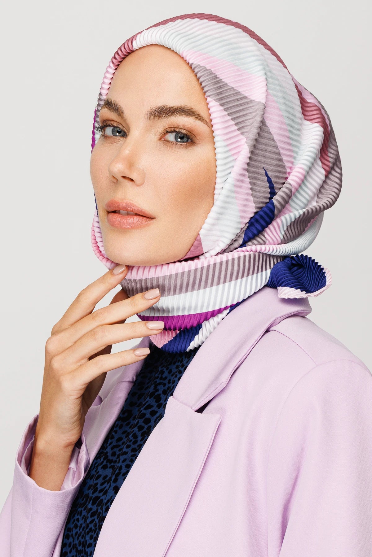 Akra Desen Pilise Eşarp