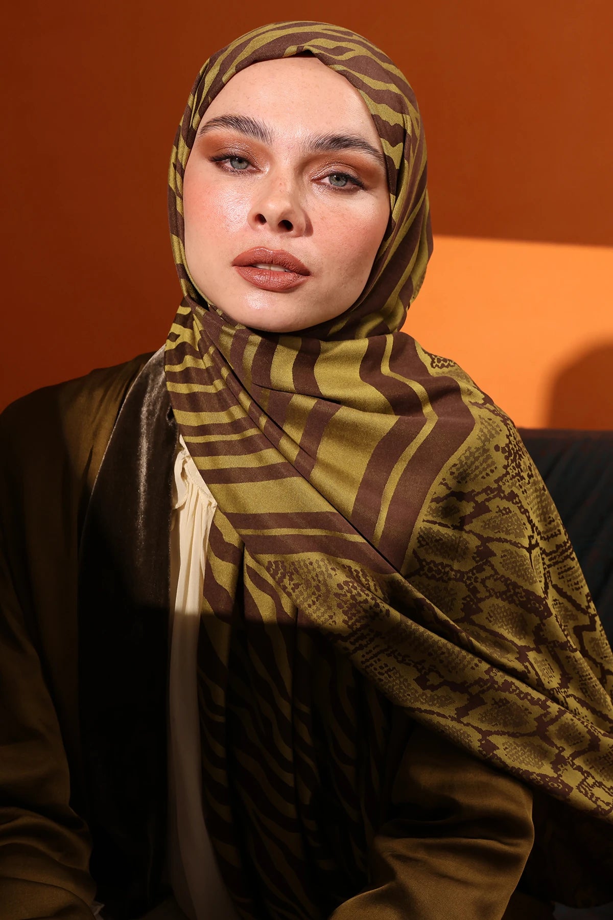 Riad Desen Çift Taraflı Şal