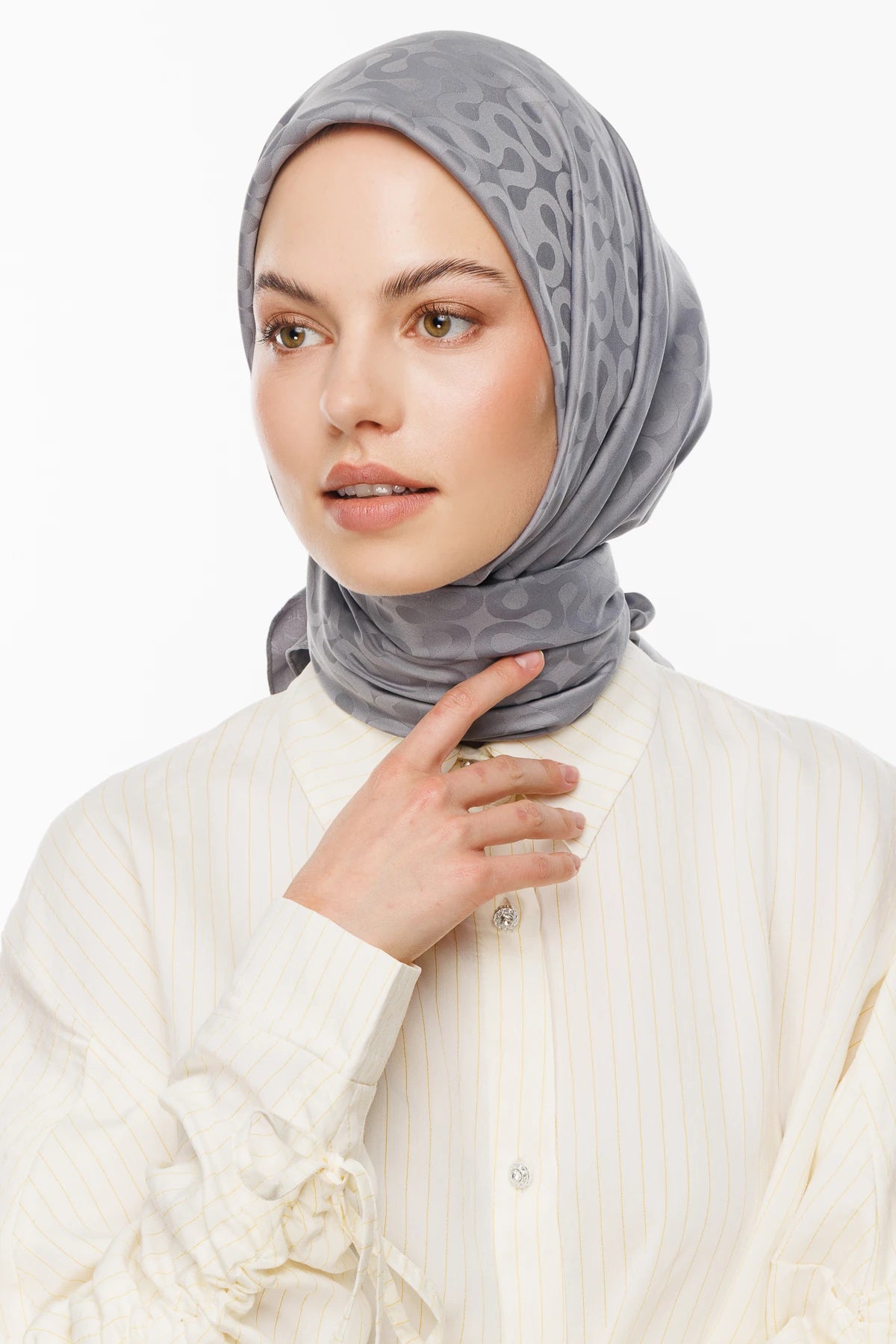 Moon Desen İpeksi Jakar Eşarp