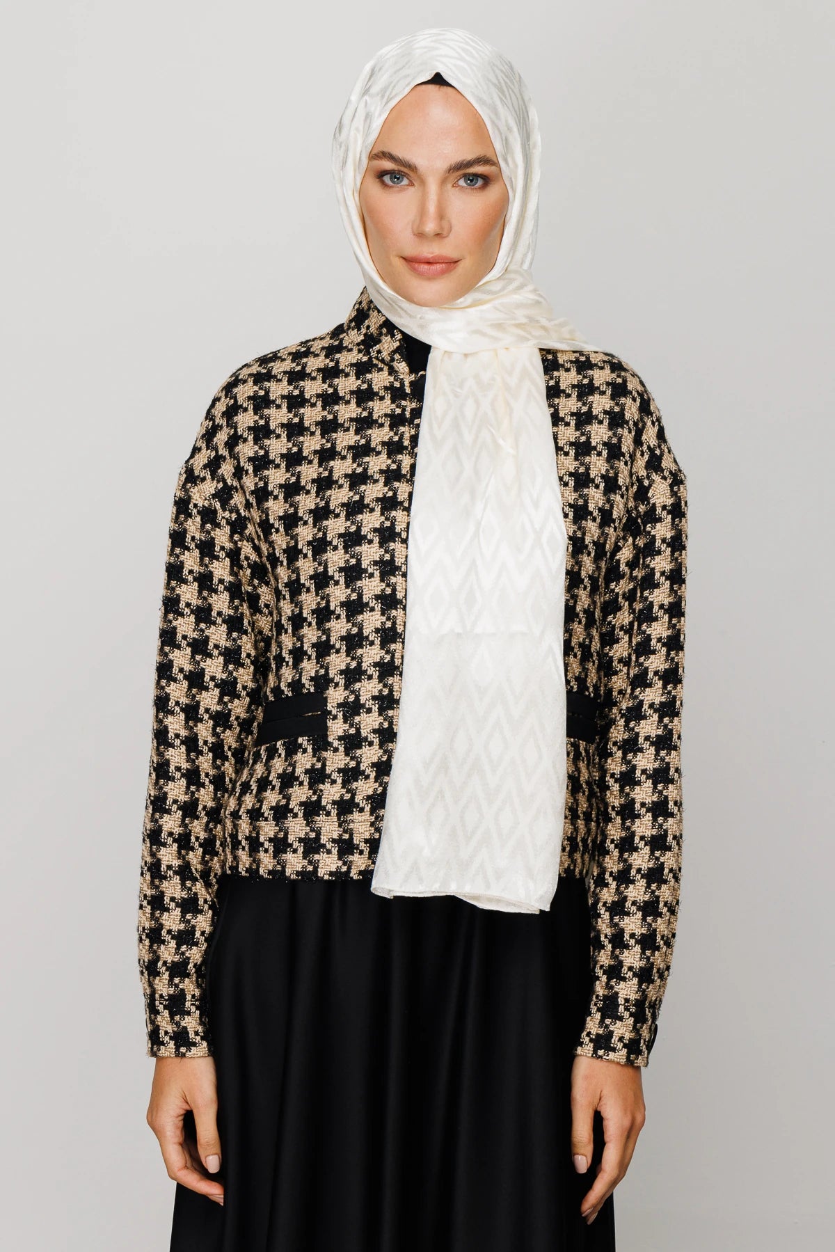 Karo Desen Parlak Jakar Şal