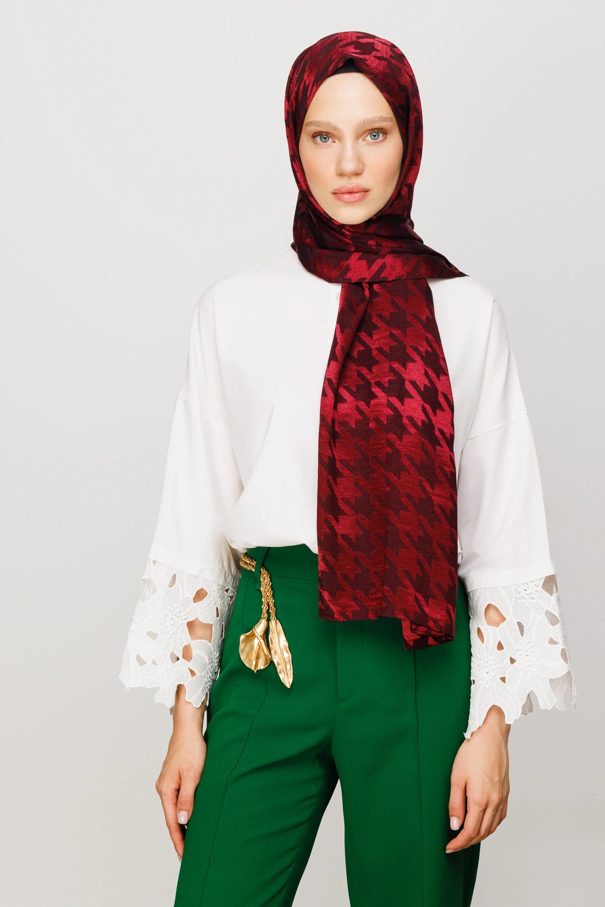 Kazayağı Desen Parlak Jakar Şal