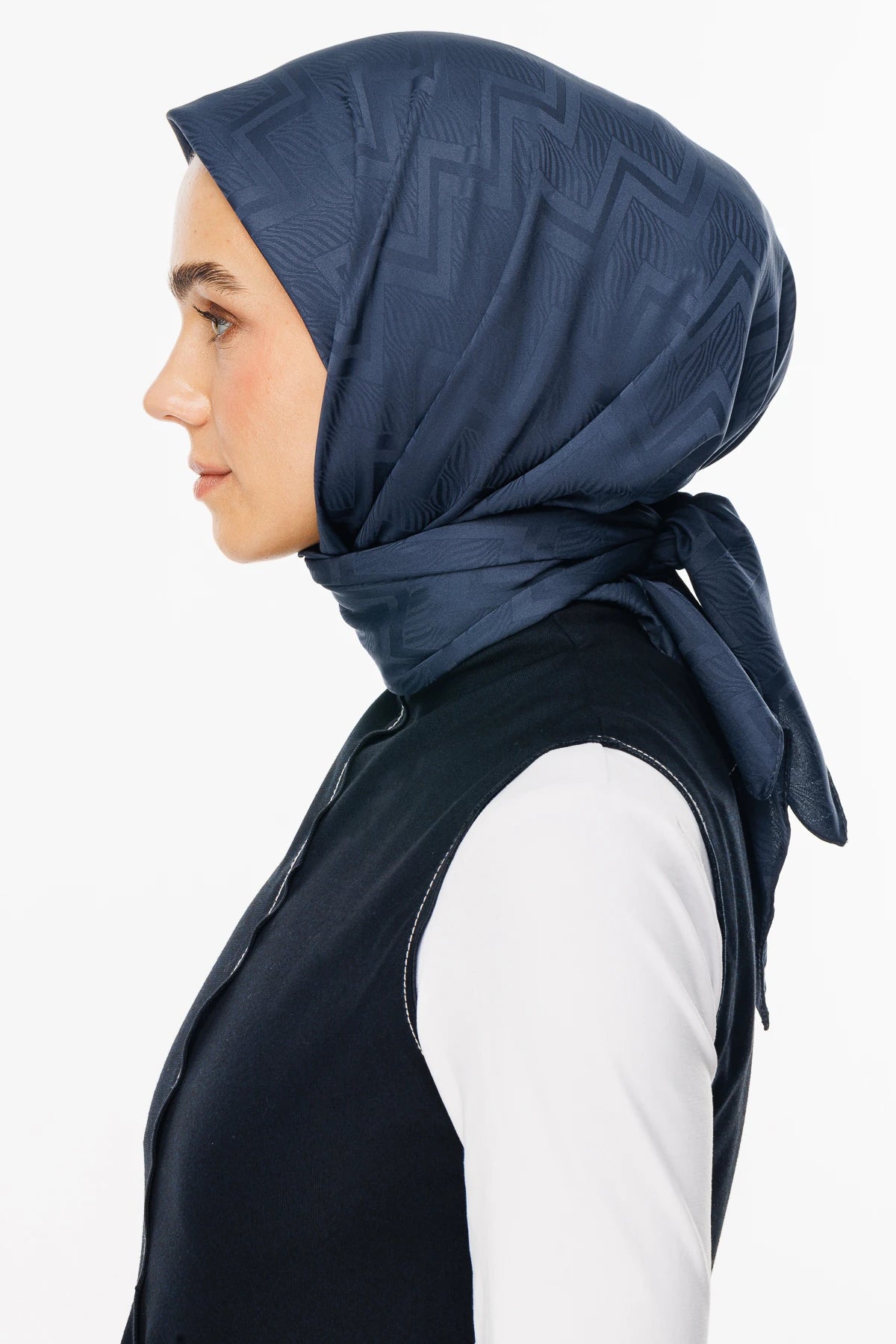 Viora Desen İpeksi Jakar Eşarp