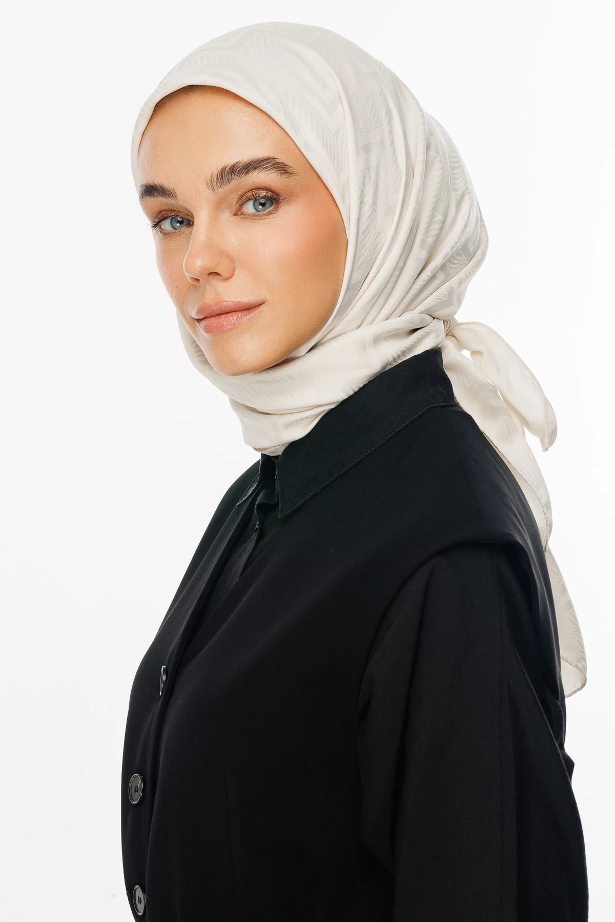 Viora Desen İpeksi Jakar Eşarp