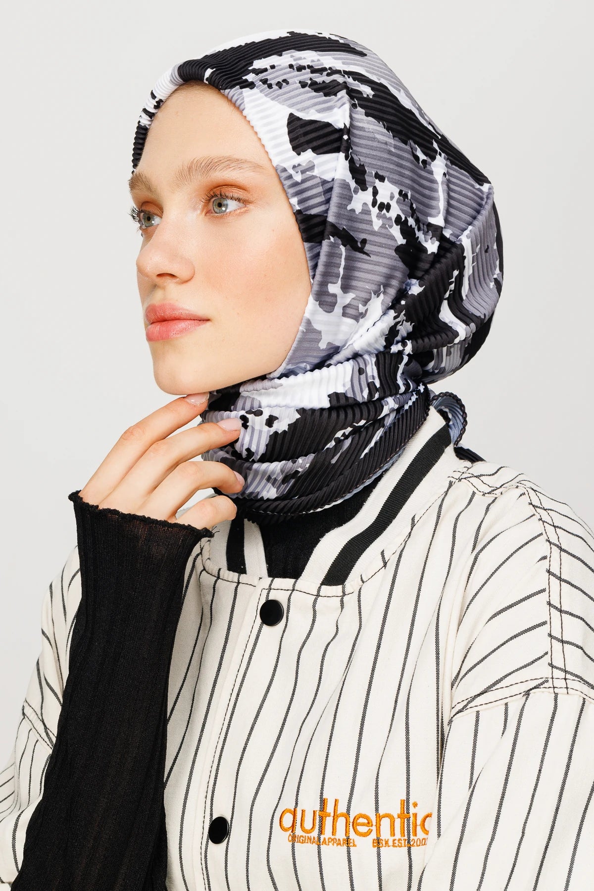 Batik Desen Pilise Eşarp