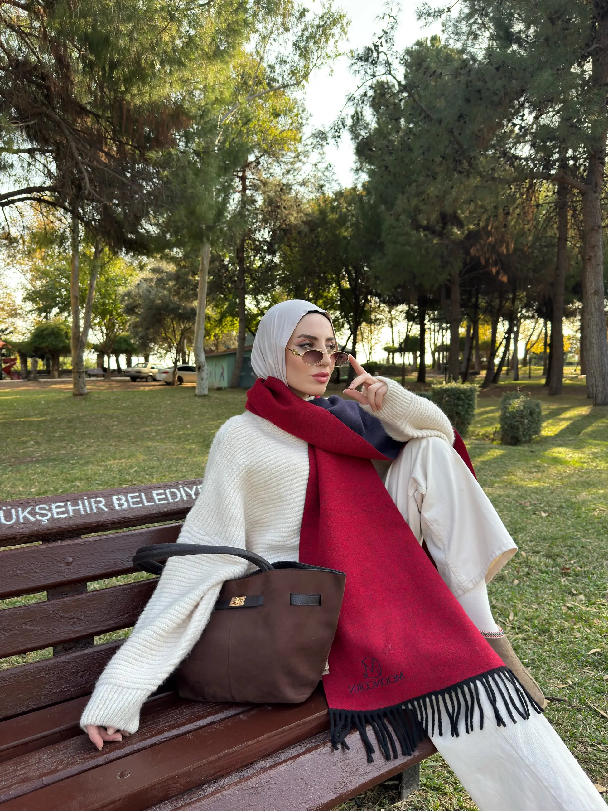 Çift Taraflı Yün Atkı