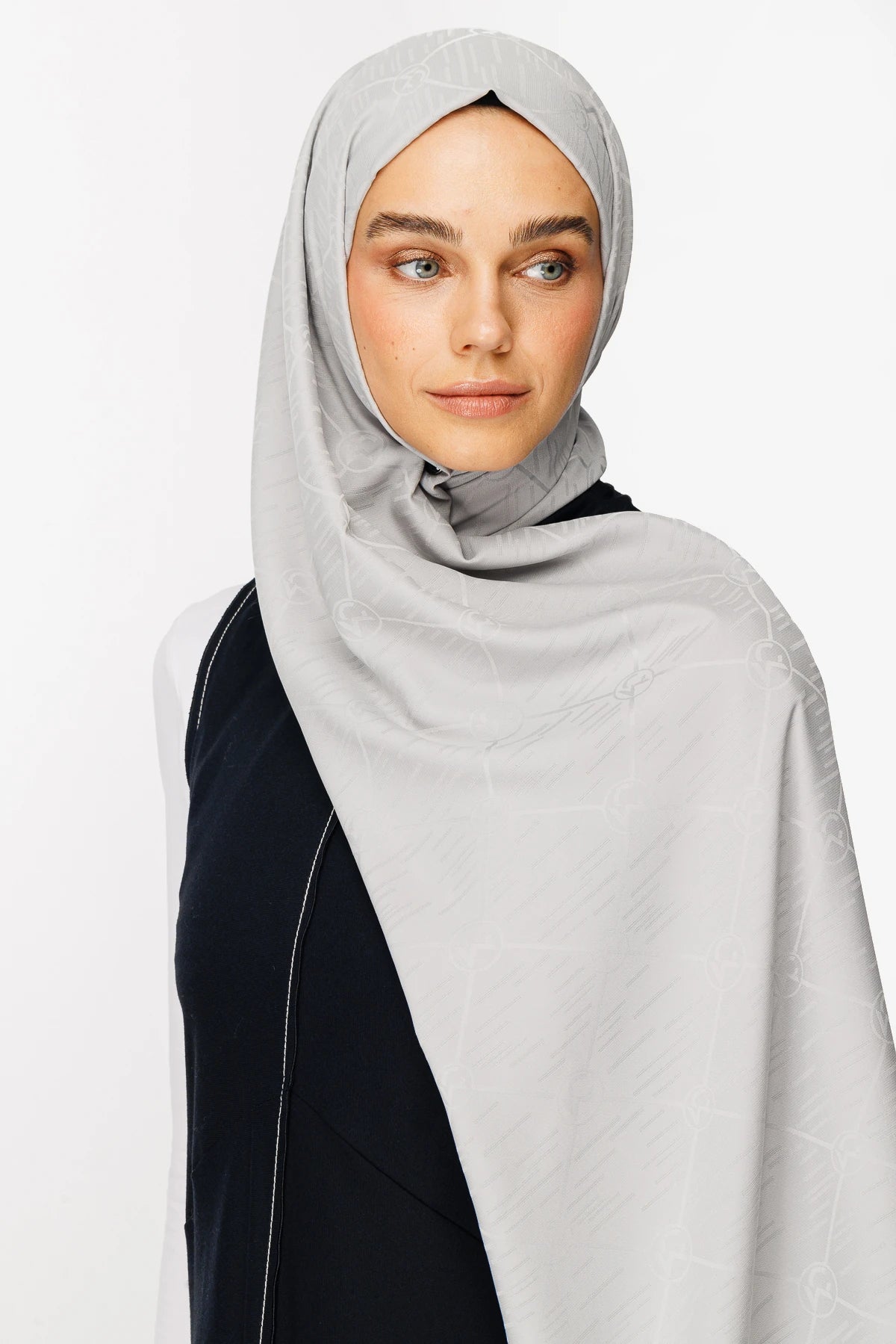 Moon Is Desen Jakar Şal