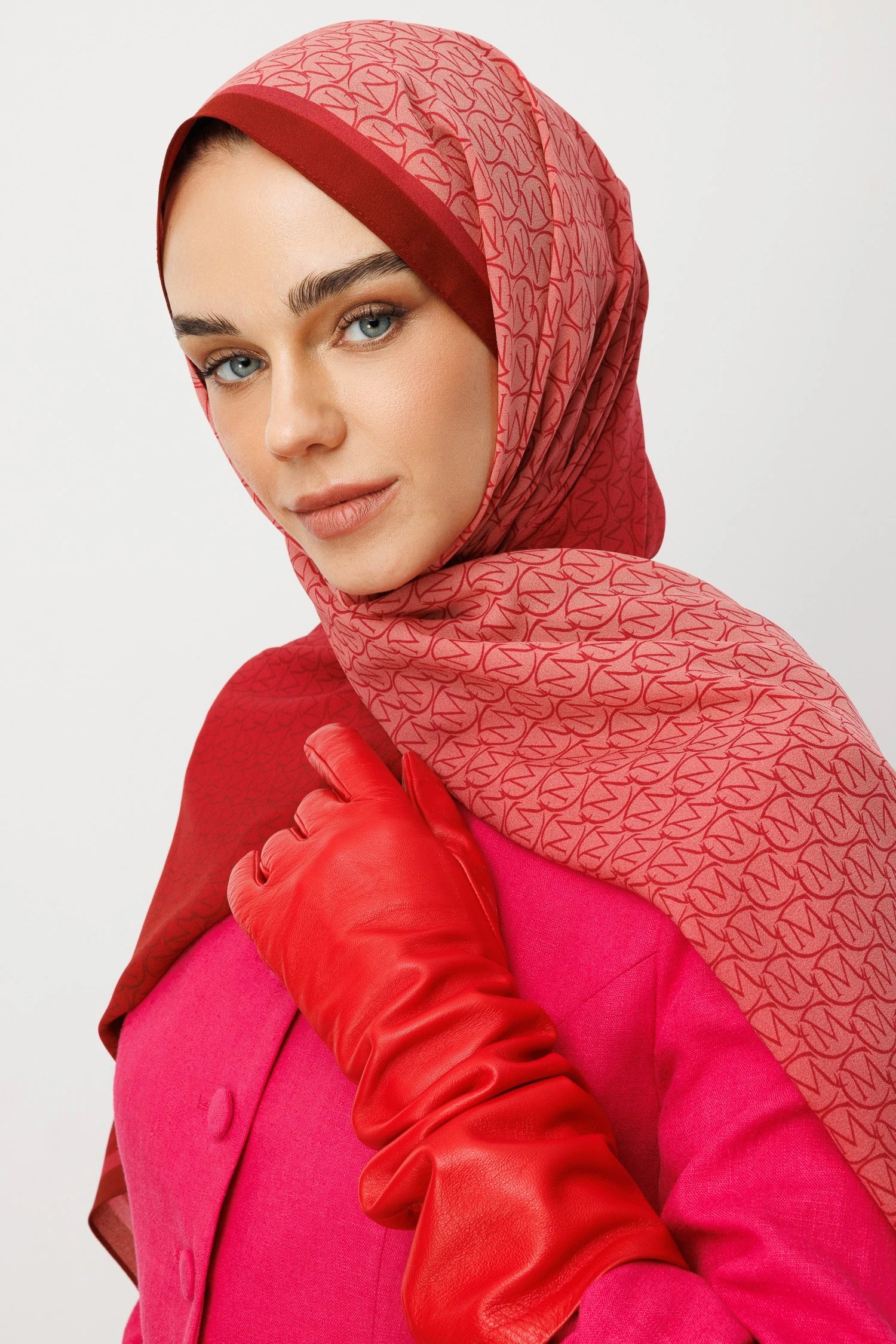 Monogram Hebei İpek Şal