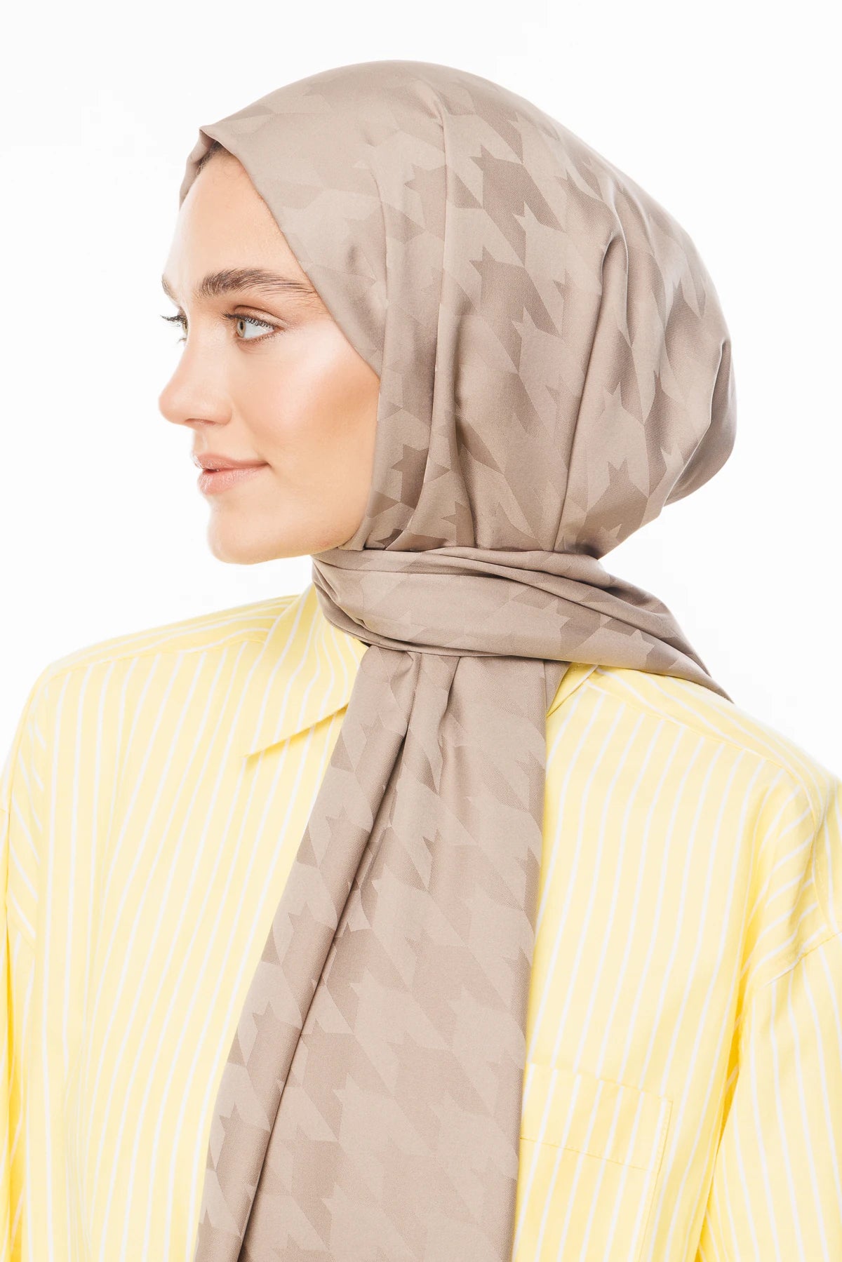 Kazayağı Desen İpeksi Jakar Şal