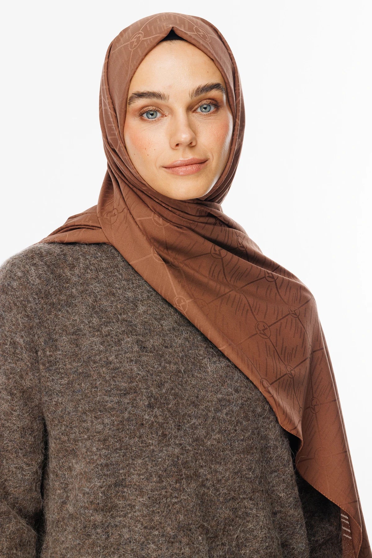 Moon Is Desen Jakar Şal