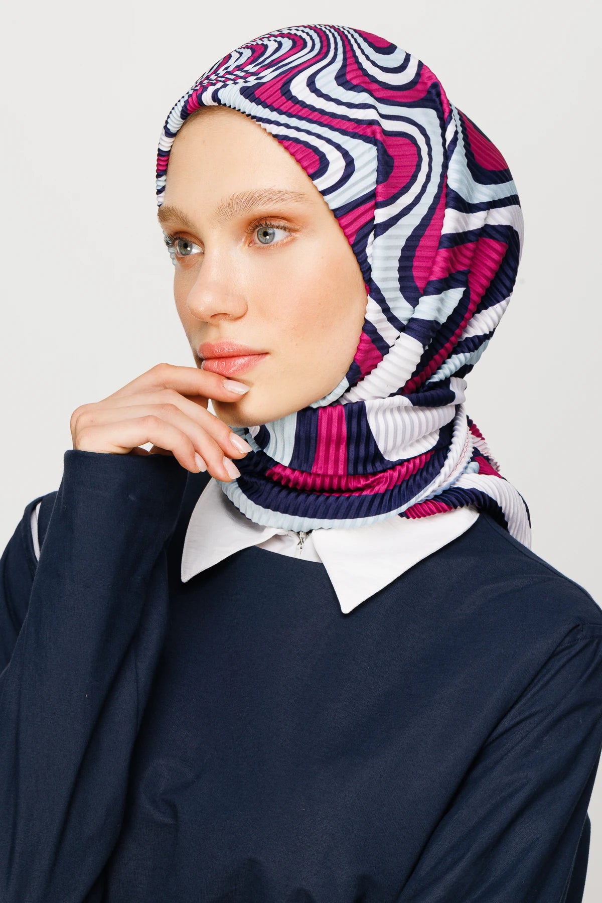 Mira Desen Pilise Eşarp