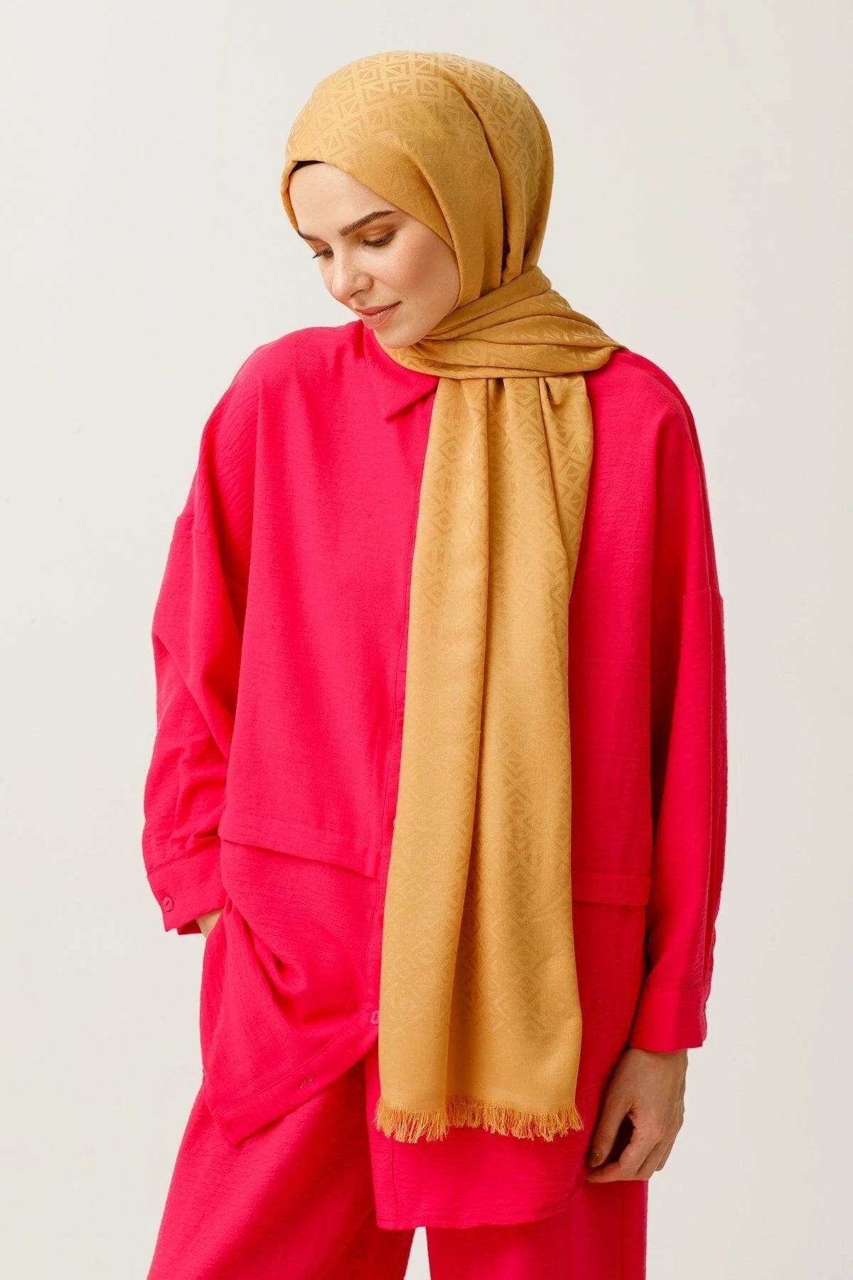 Üçgen Desen Pamuk Jakar Şal