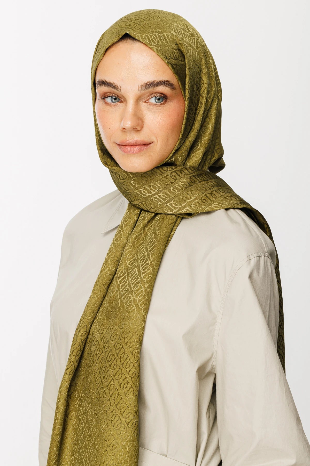 Forever Desen Parlak Jakar Şal