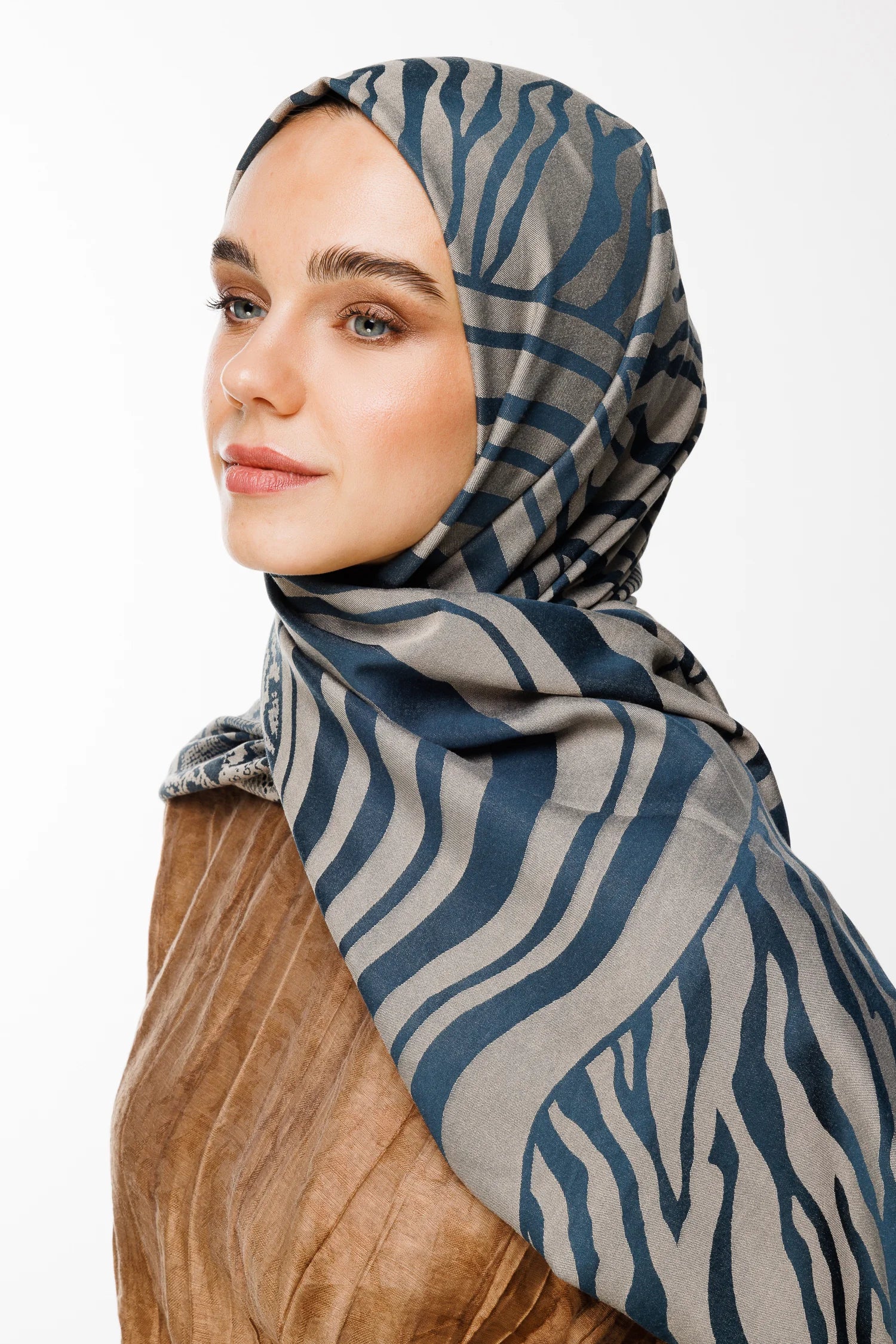 Riad Desen Çift Taraflı Şal