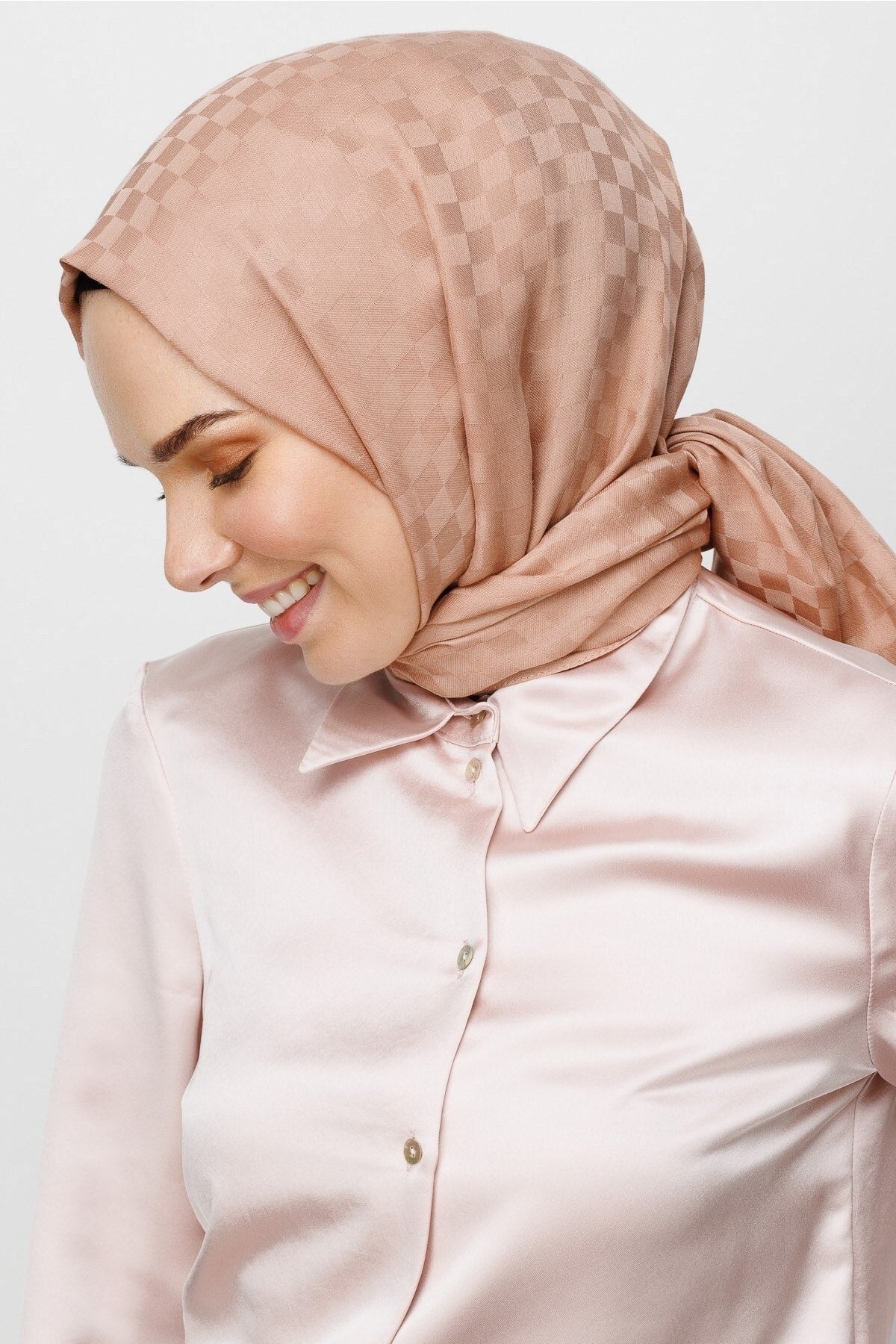 Kare Desen Pamuk Jakar Şal