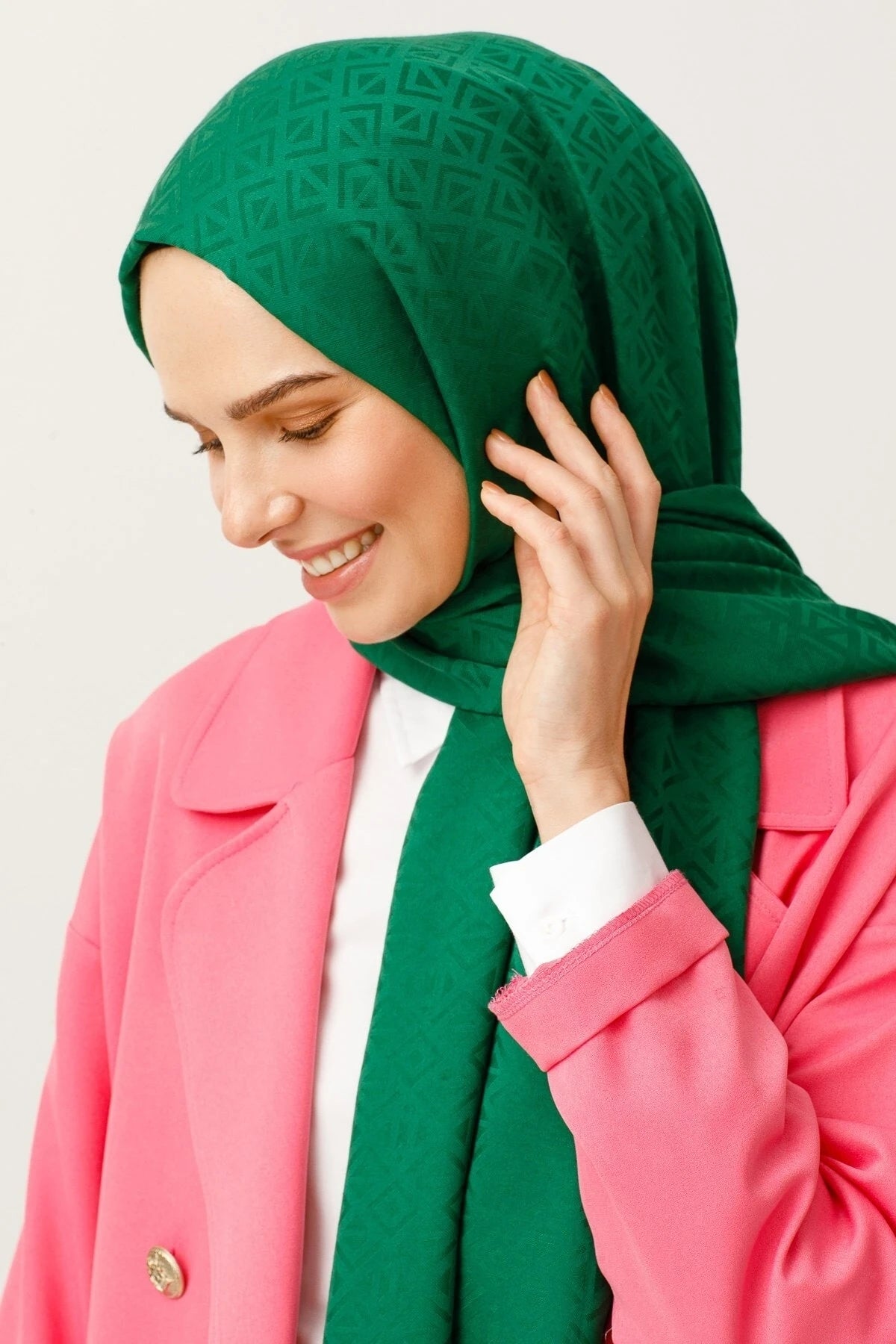 Üçgen Desen Pamuk Jakar Şal