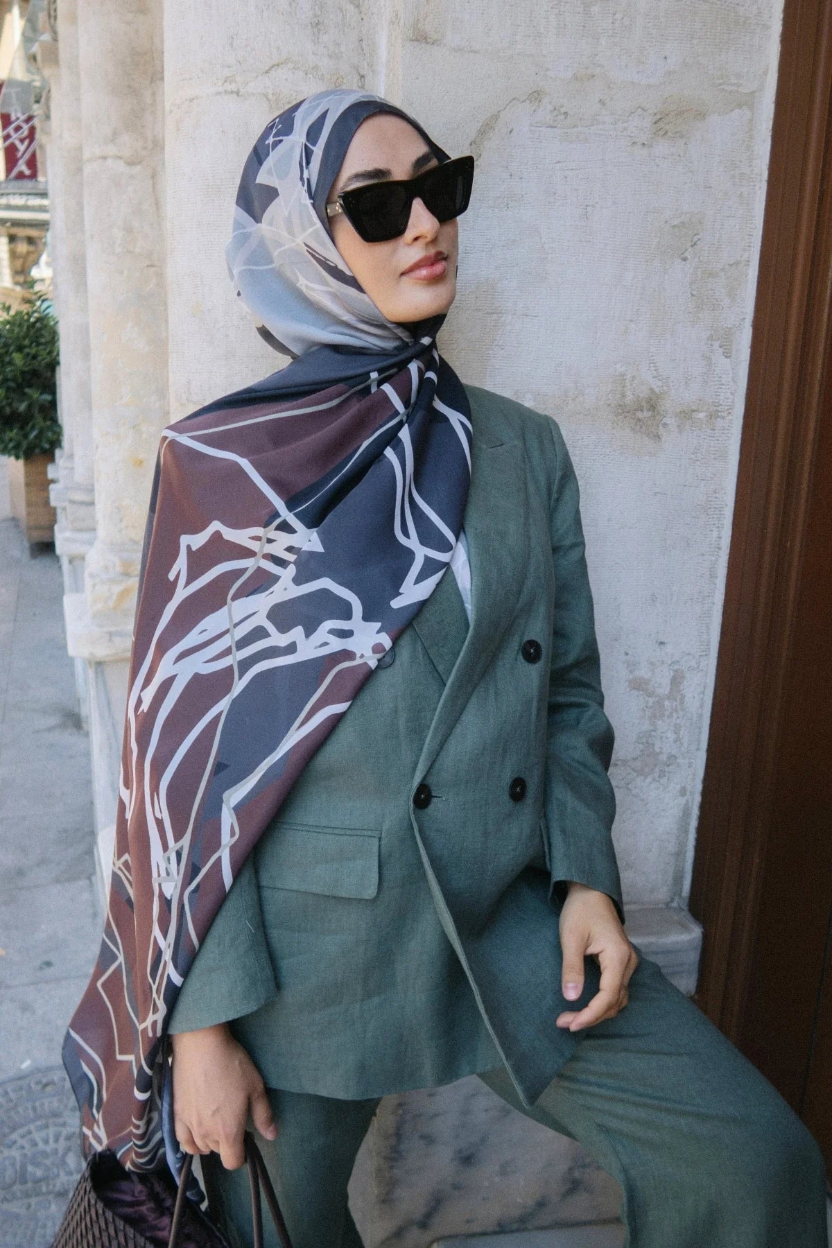 Turna Desen Sakura İpek Şal