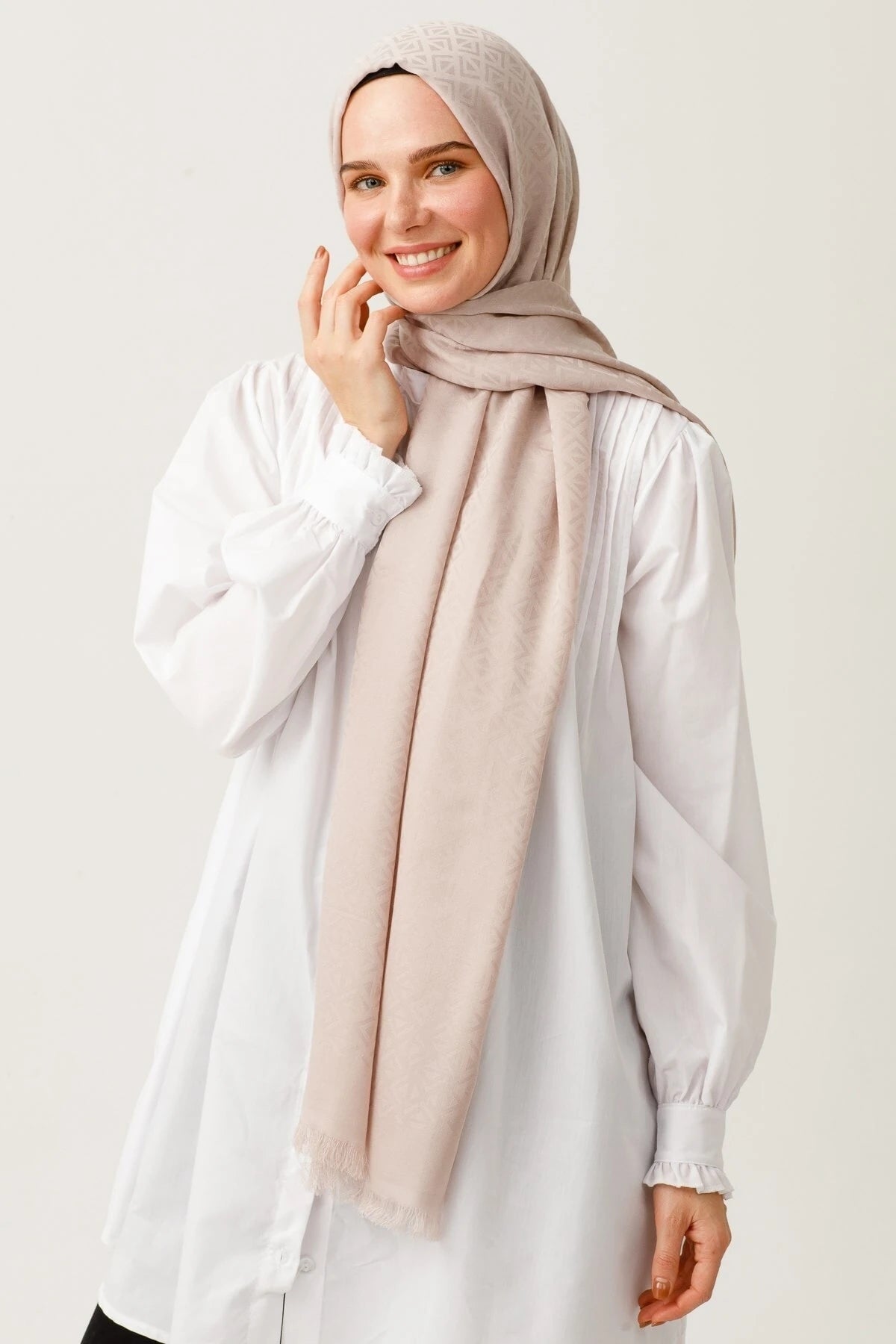 Üçgen Desen Pamuk Jakar Şal