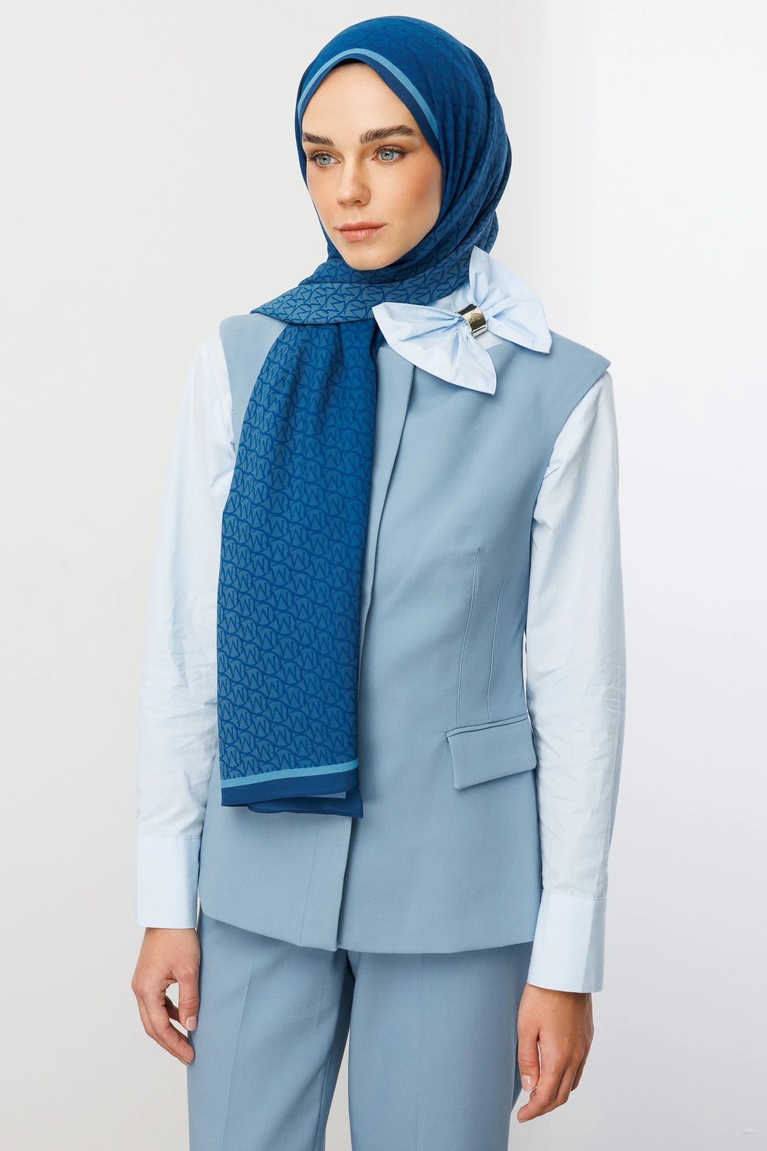 Monogram Hebei İpek Şal