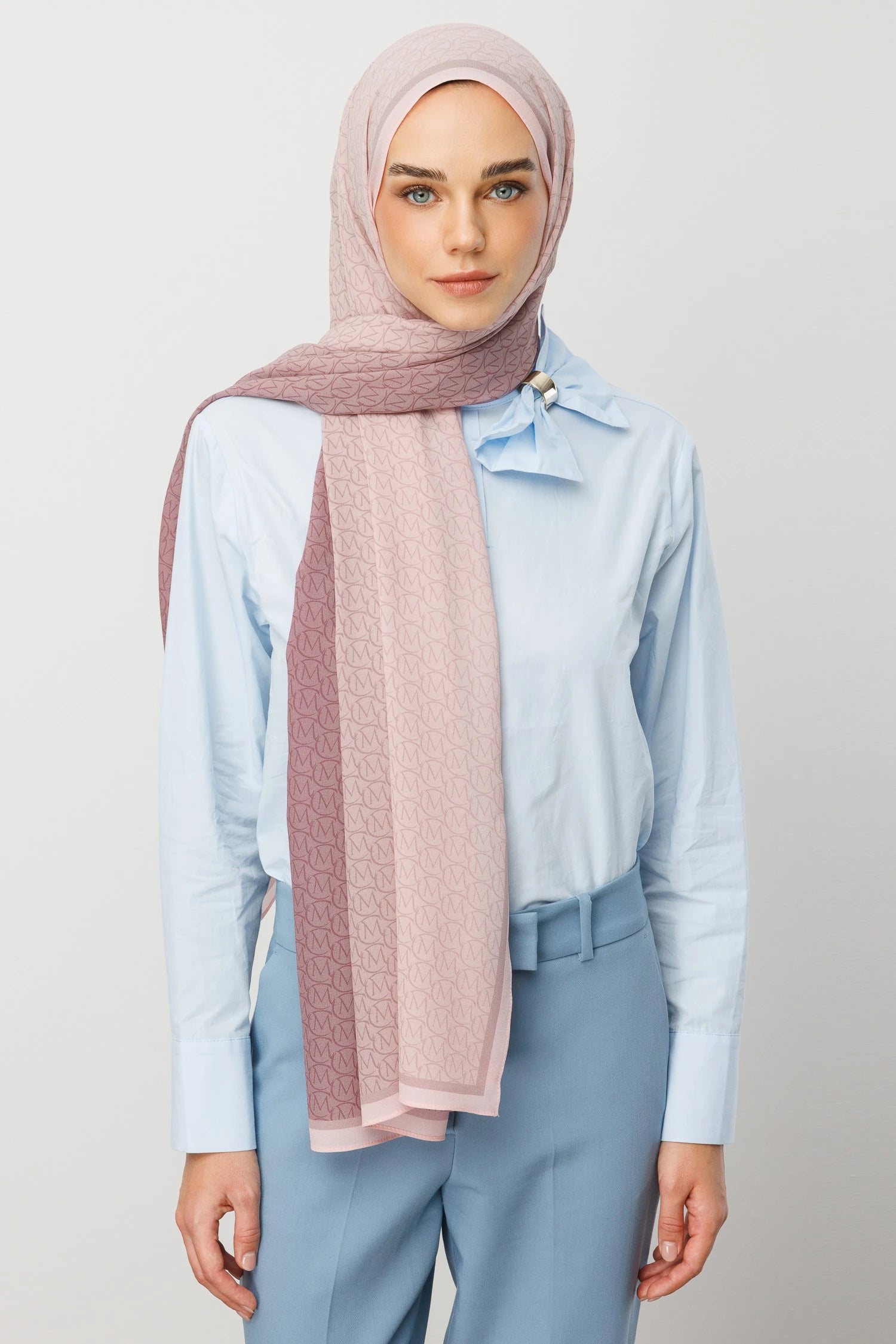 Monogram Hebei İpek Şal