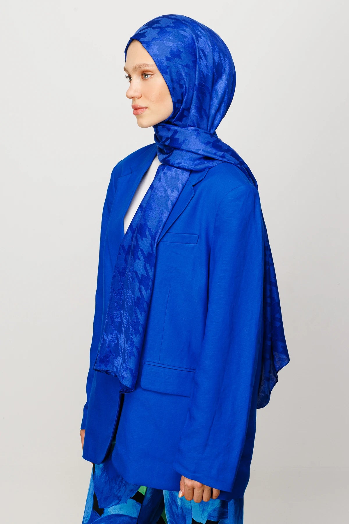 Kazayağı Desen Parlak Jakar Şal