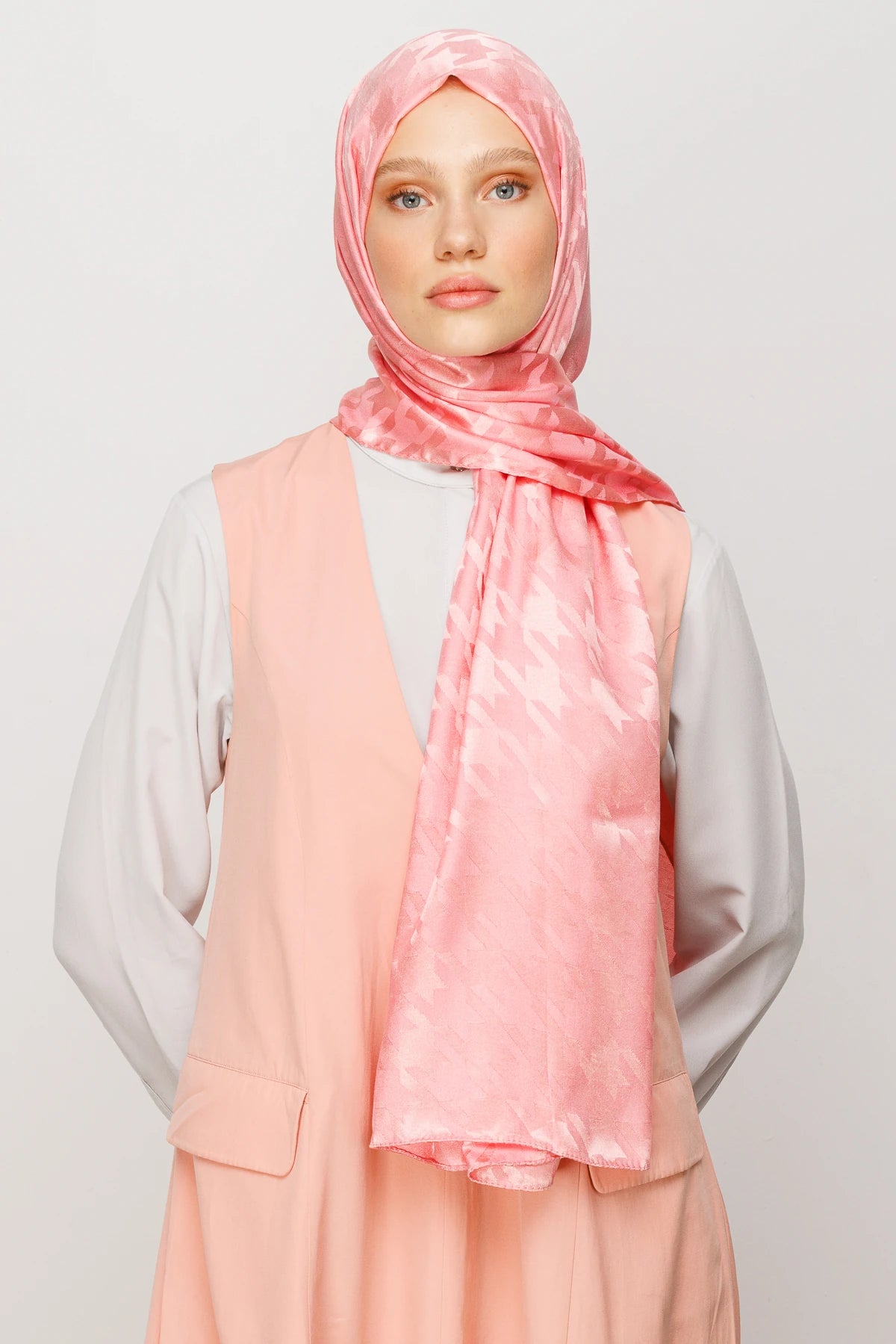 Kazayağı Desen Parlak Jakar Şal