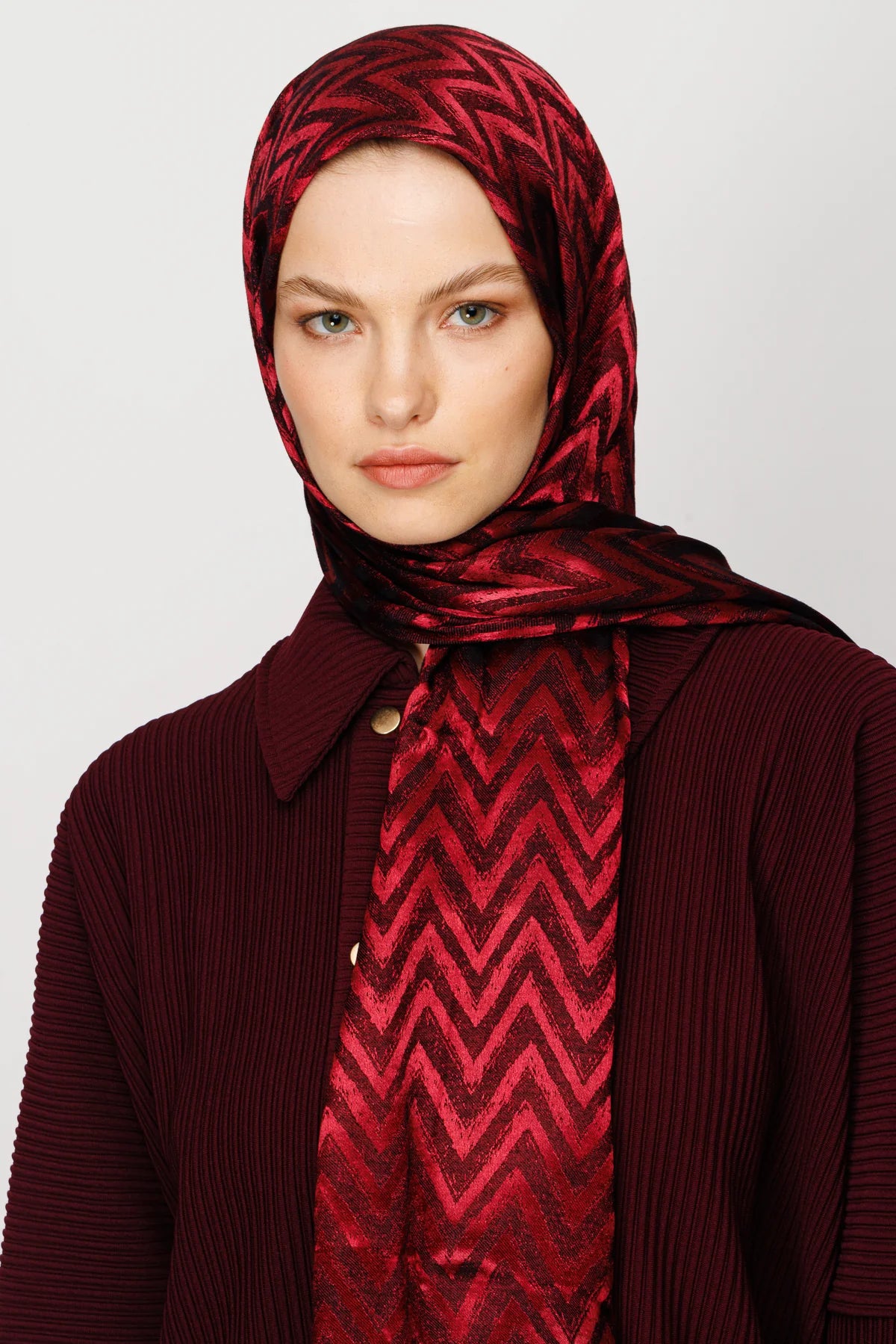 Zikzak Desen Parlak Jakar Şal