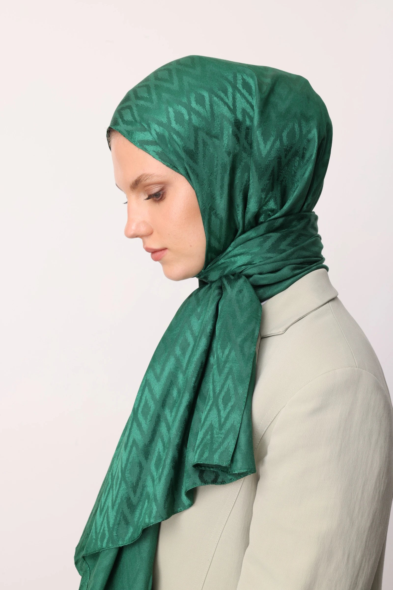 Karo Desen Parlak Jakar Şal