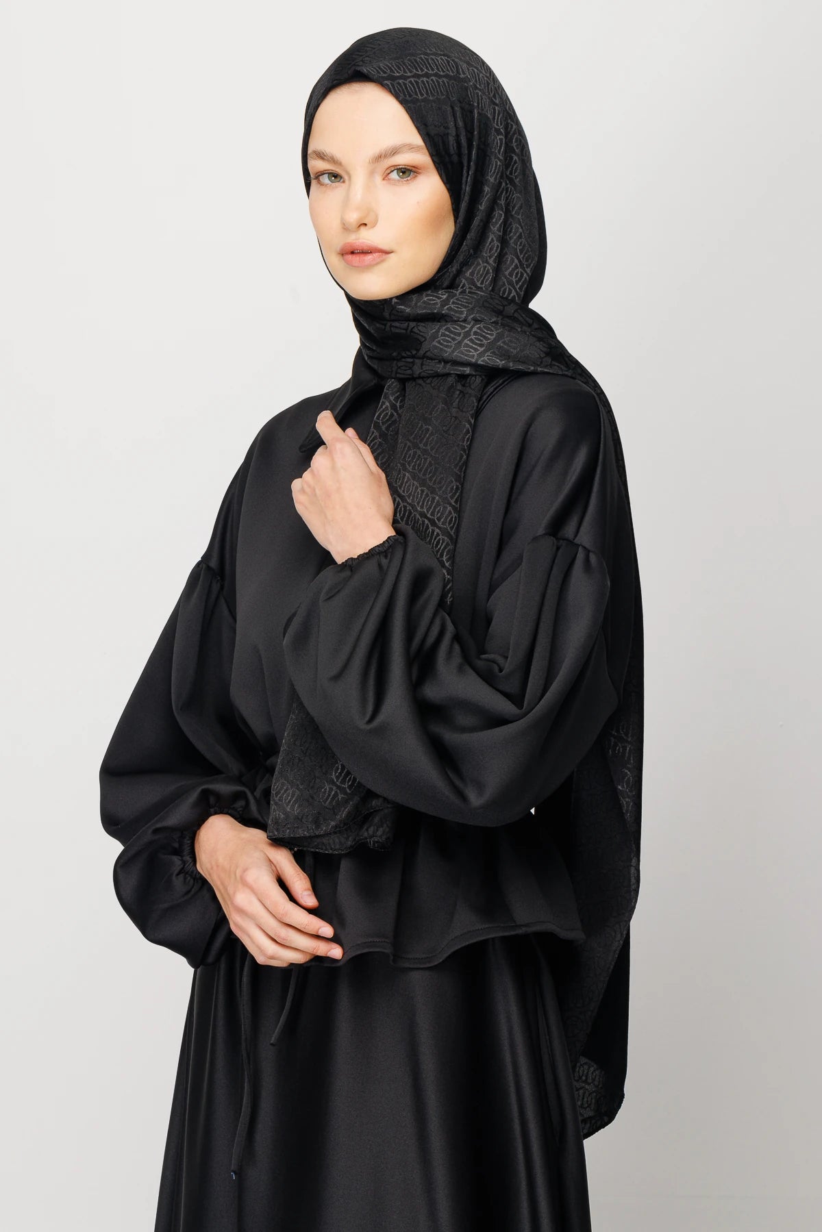 Forever Desen Parlak Jakar Şal