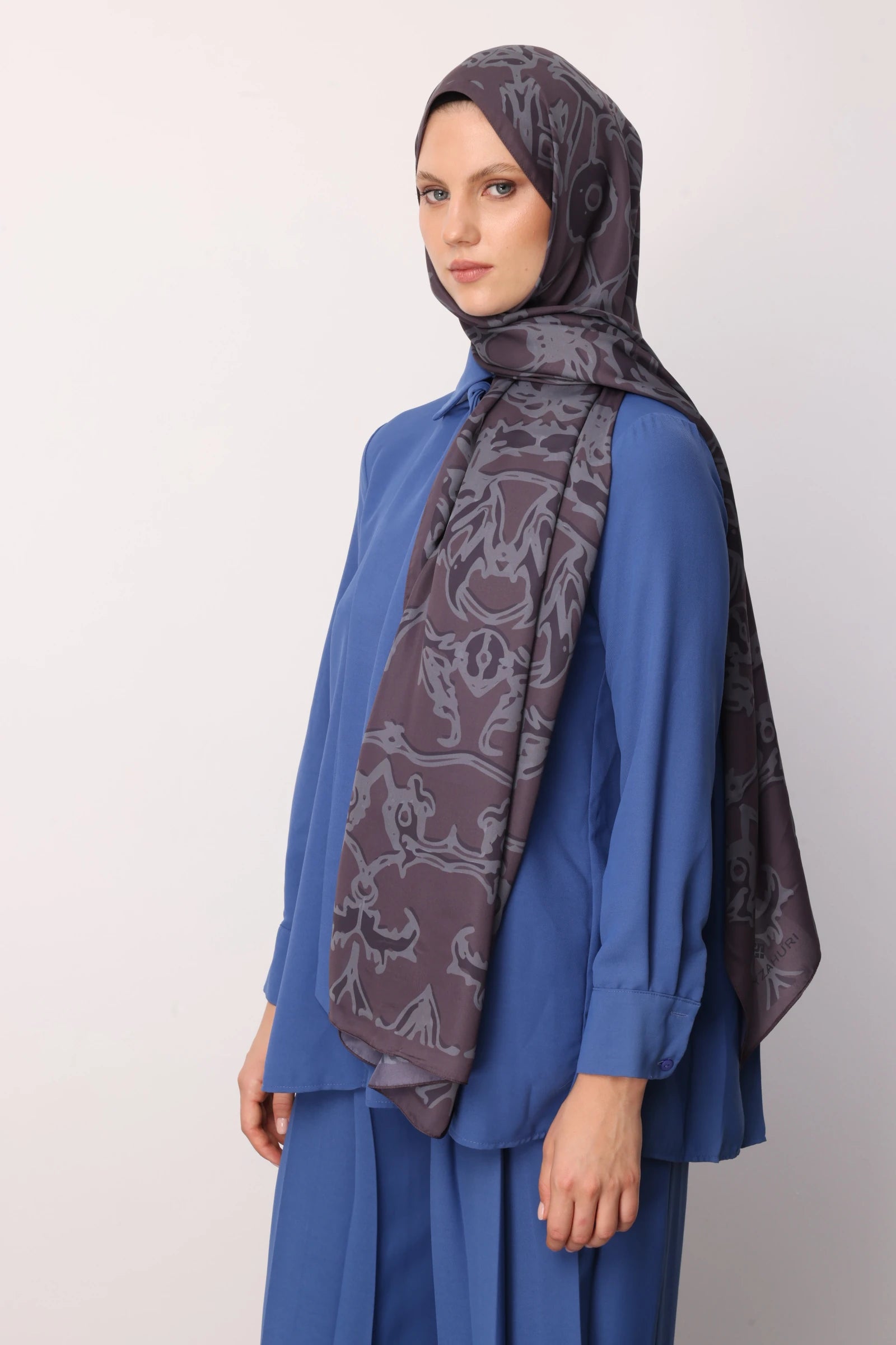 Yaren Desen Sakura İpek Şal