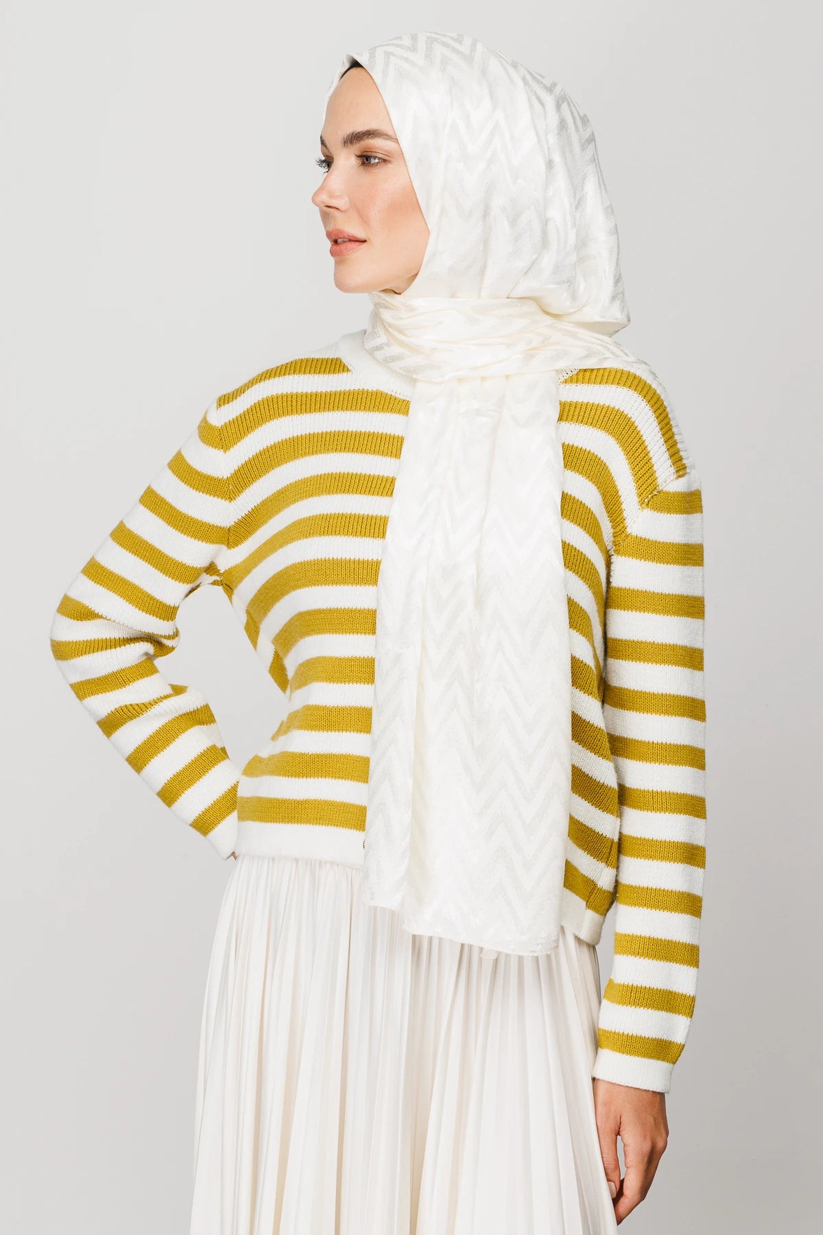 Zikzak Desen Parlak Jakar Şal